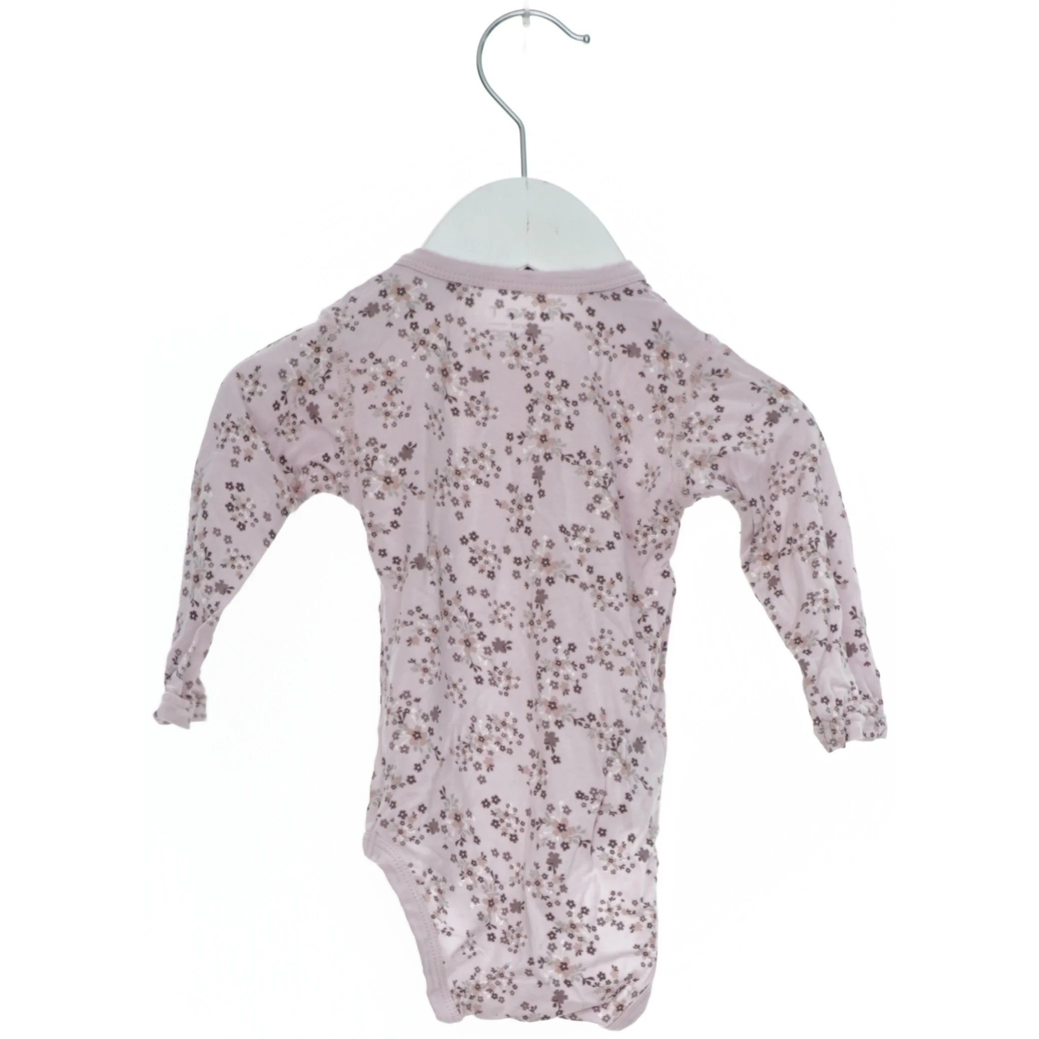 Langærmet blomsterbody til baby fra Hust & Claire (str. 62)