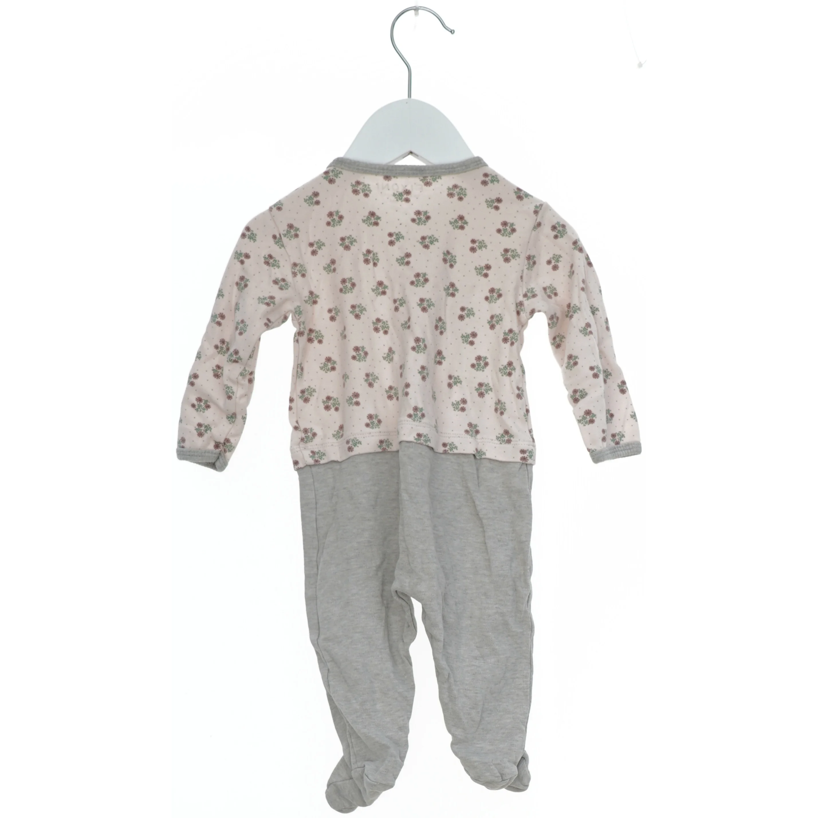 Heldragt med blomstermønster fra Fixoni (str. 68)