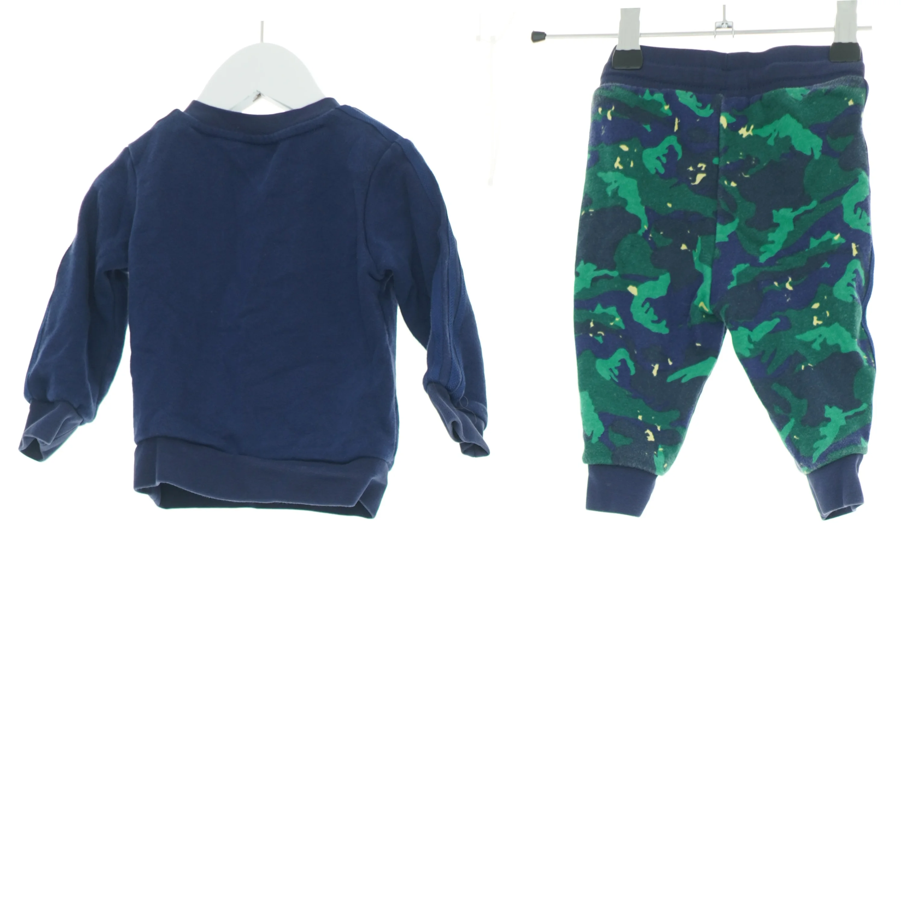 Træningssæt fra Adidas (str. 74 cm)