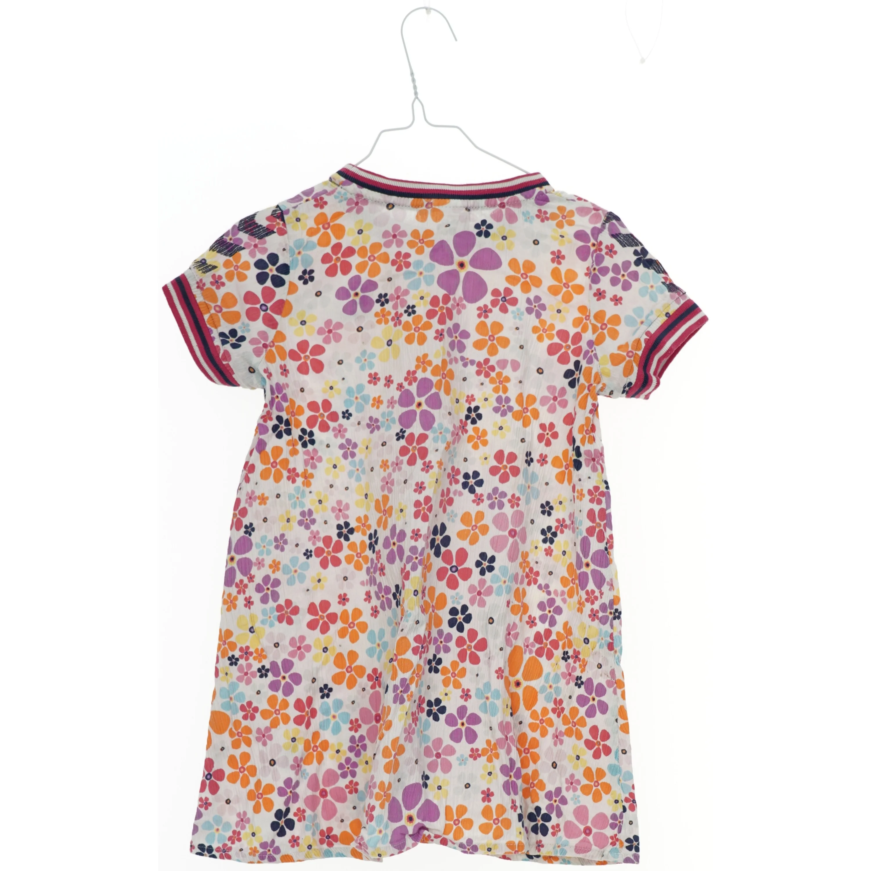 Pigekjole med blomsterprint fra Hummel (str. 116)