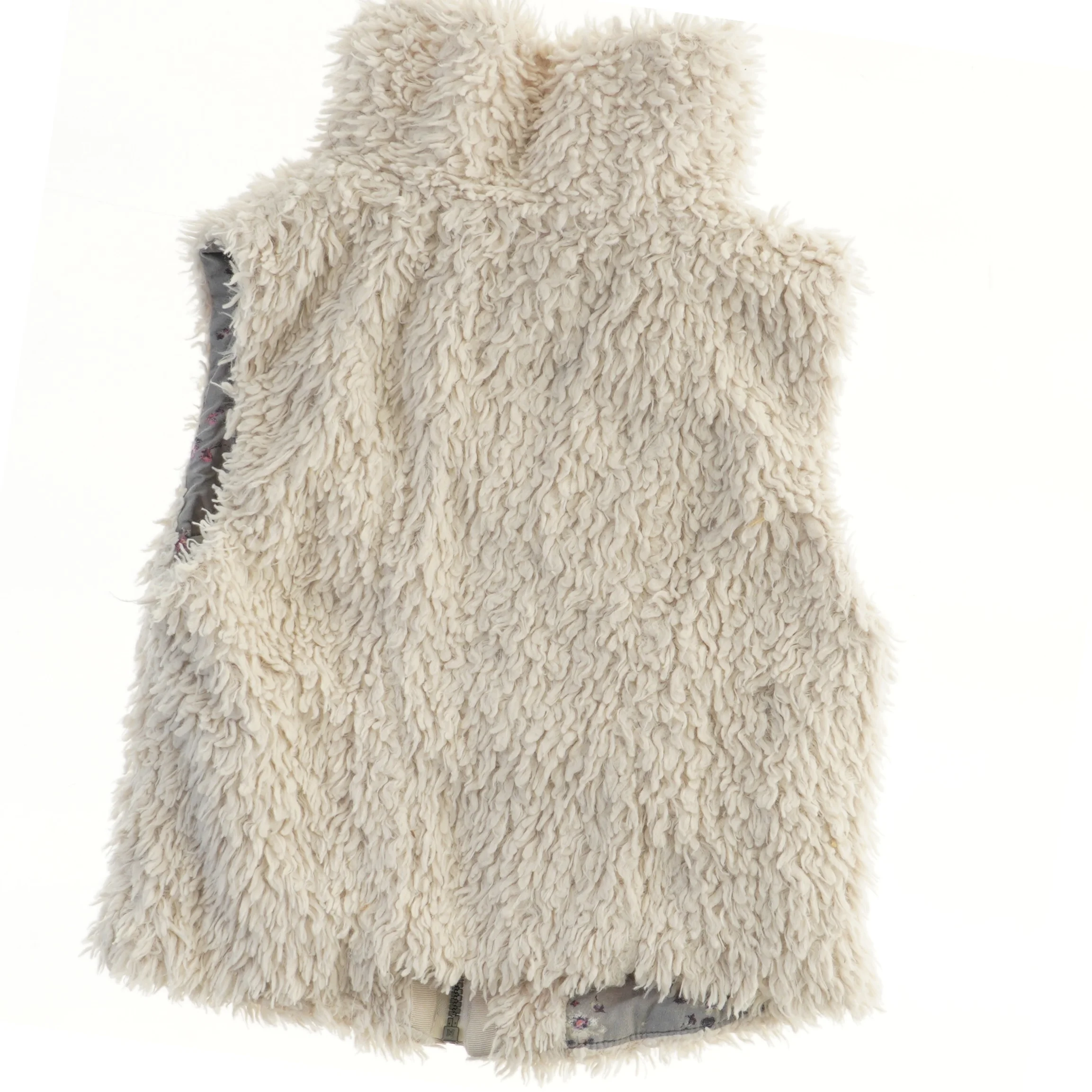 Fluffy vest fra H&M (str. 140)
