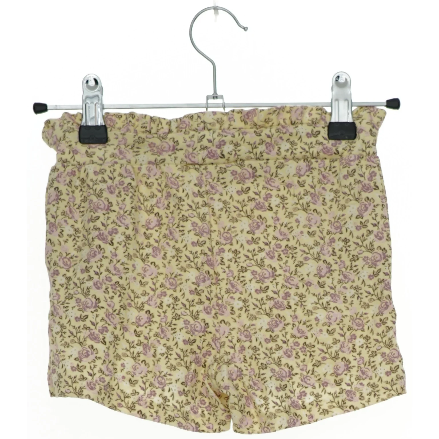 Blomsterprintede shorts fra Name It (str. 104)
