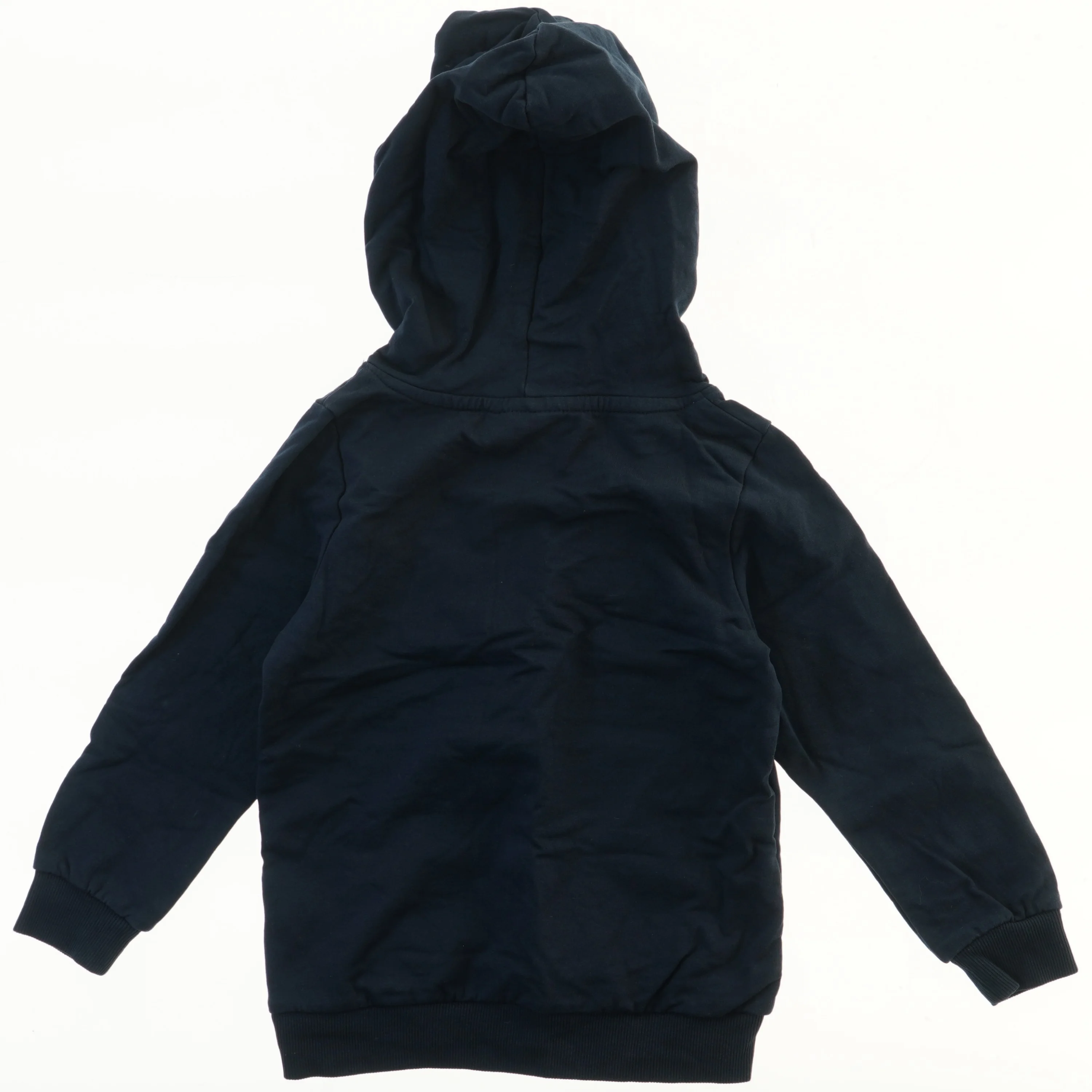 Hættetrøje med tekst fra Name It (str. 104)