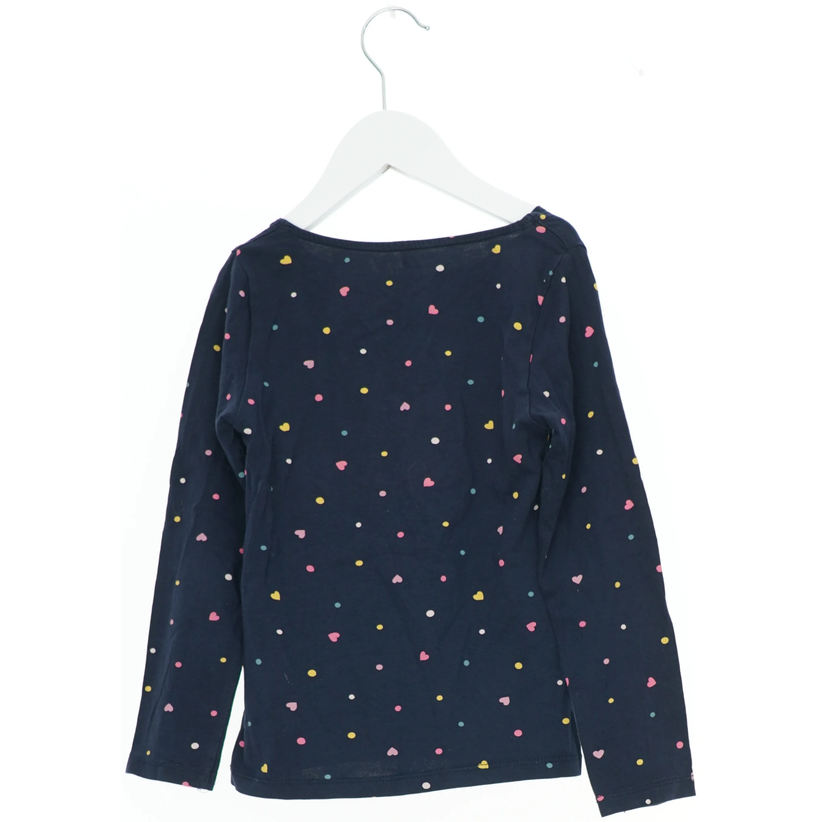 Langærmet bluse med hjerteprint fra H&M (str. 110)