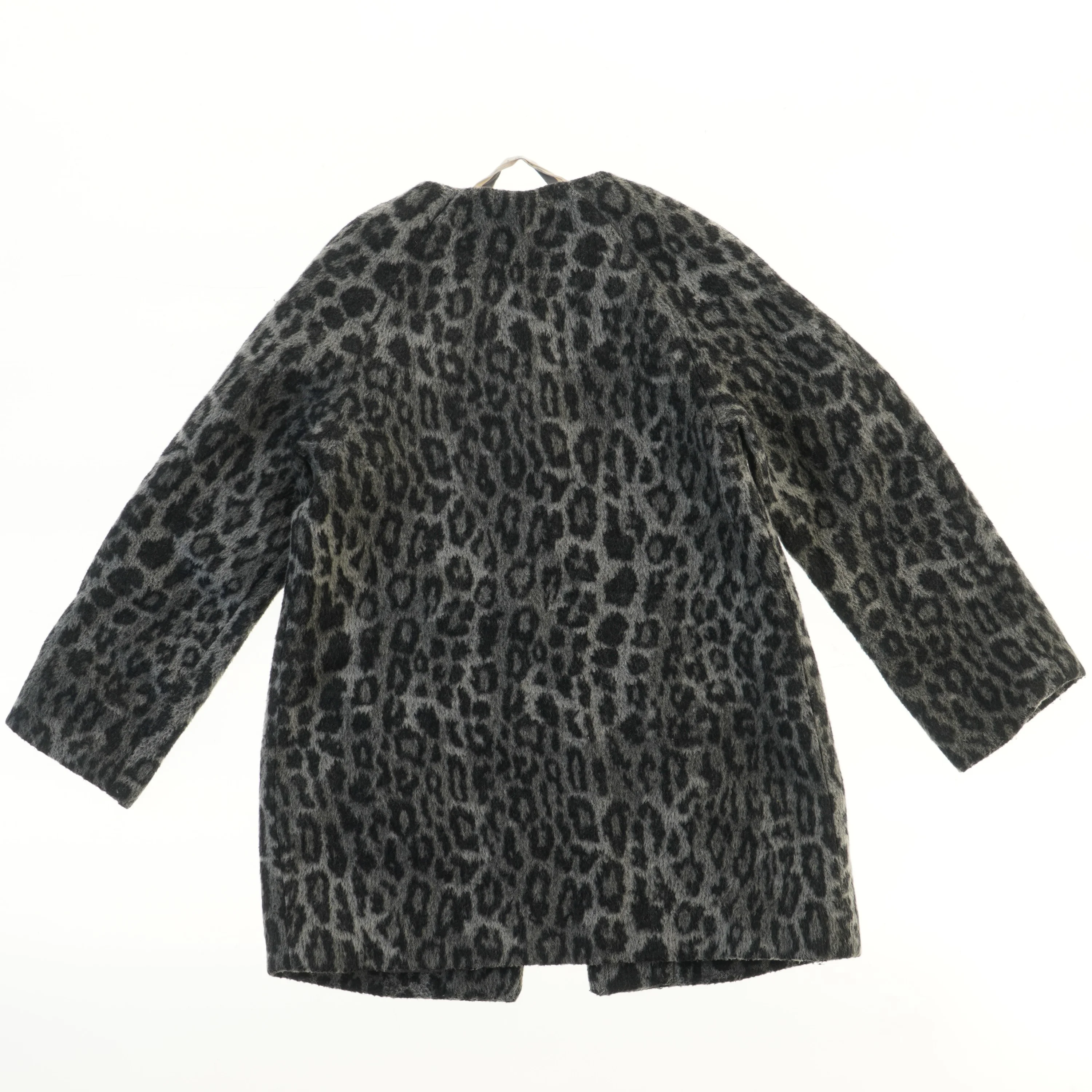 Leopard mønstret jakke fra H&M (str. 122)