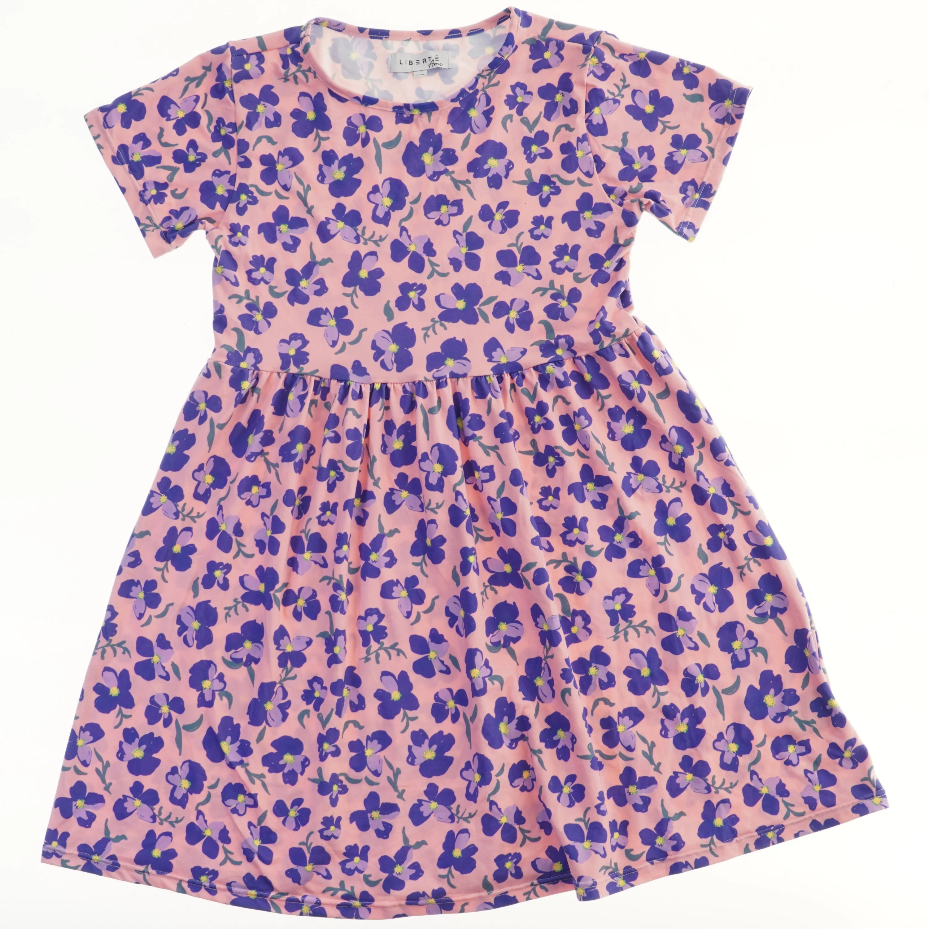 Blomstret kjole fra LIBERTÉ Ami (str. 122)