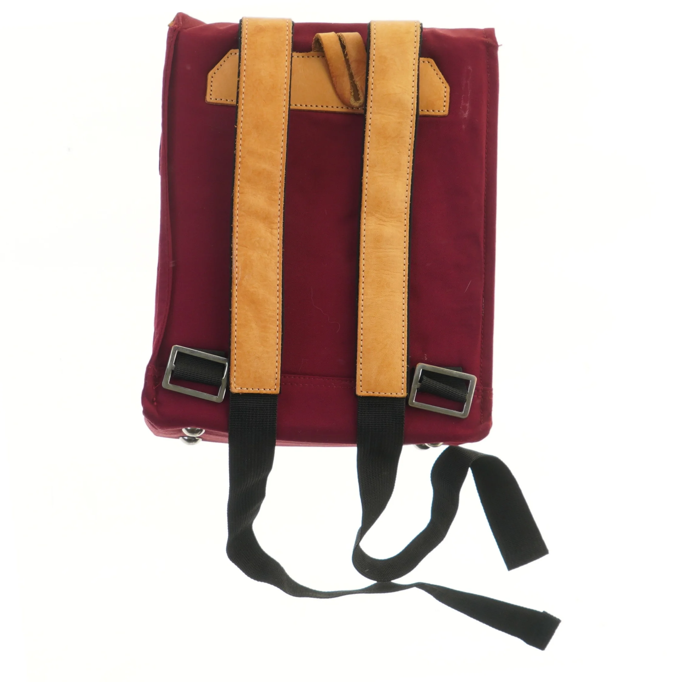 Rød rygsæk med læderdetaljer (str. 28x23 cm)