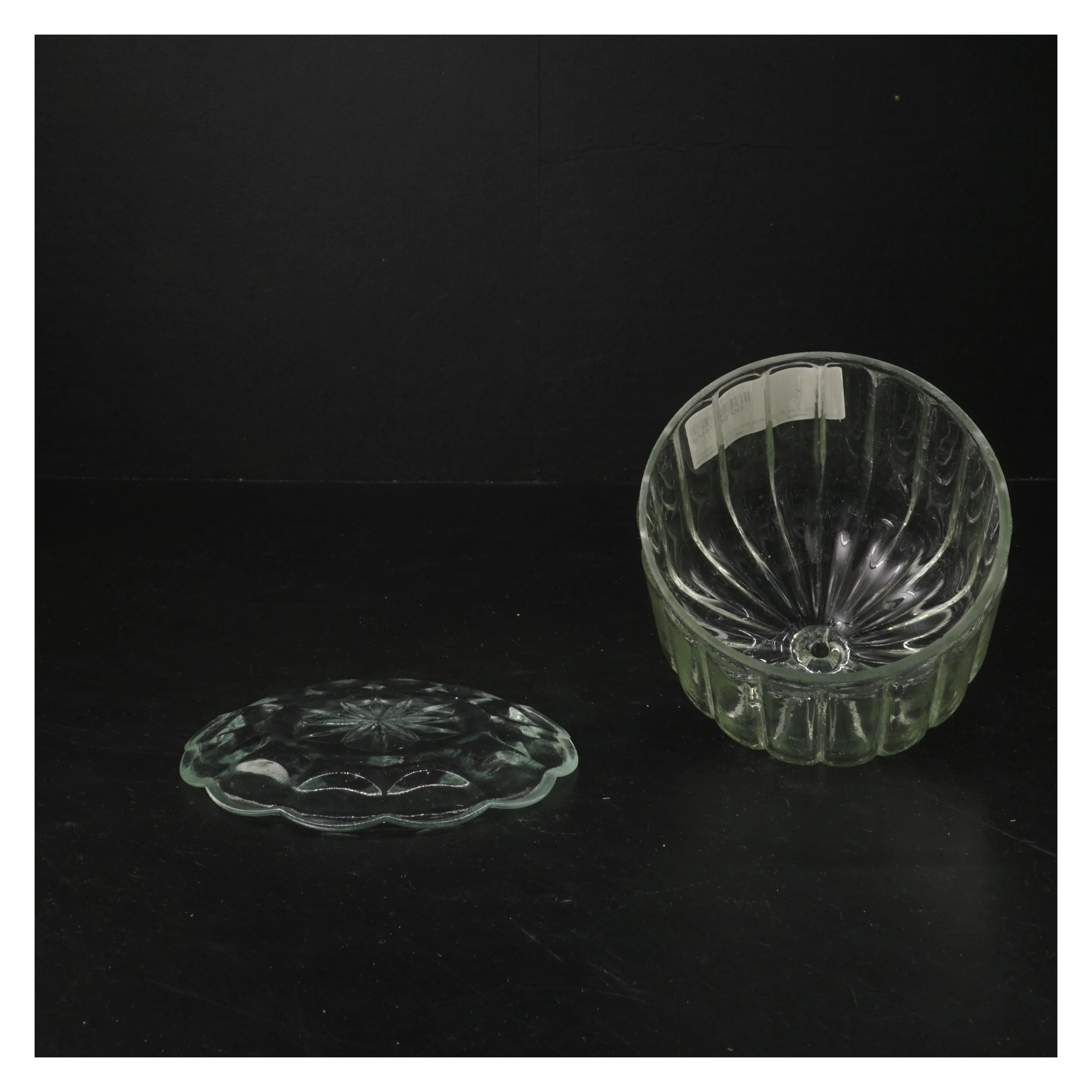 Osteklokke i glas (str. Ø 11x h 16 cm)