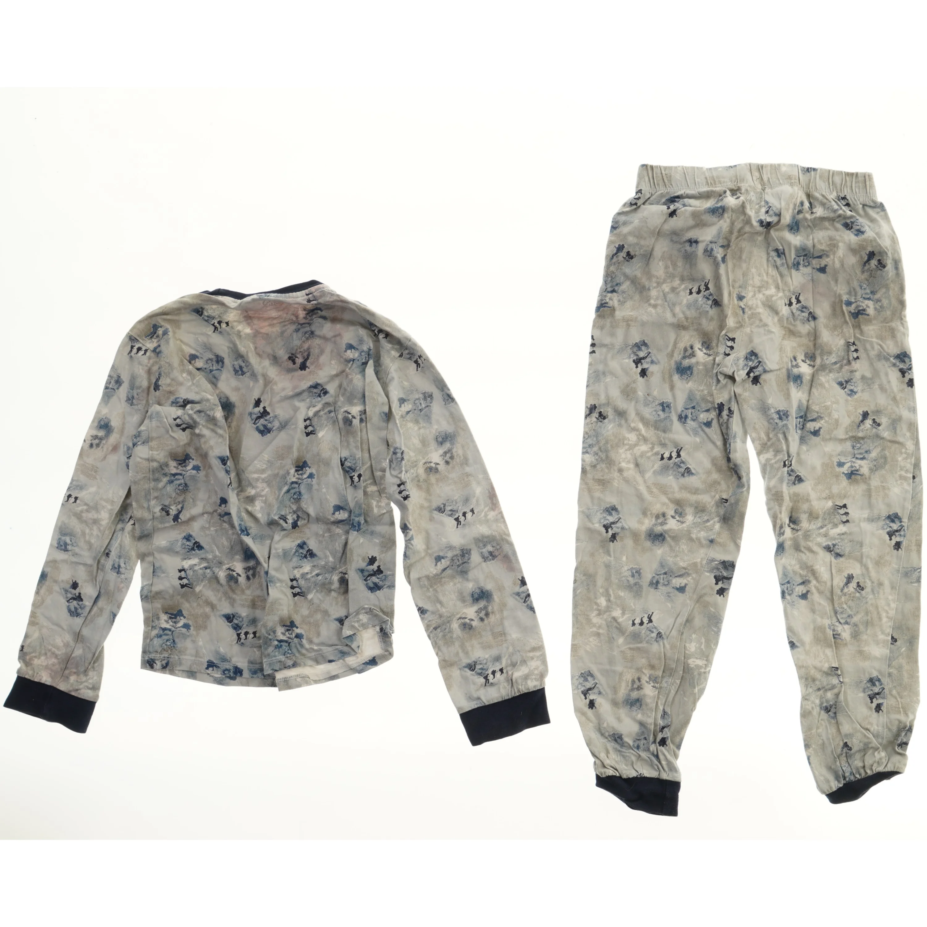 Børnesæt med print fra VRS (str. 140)