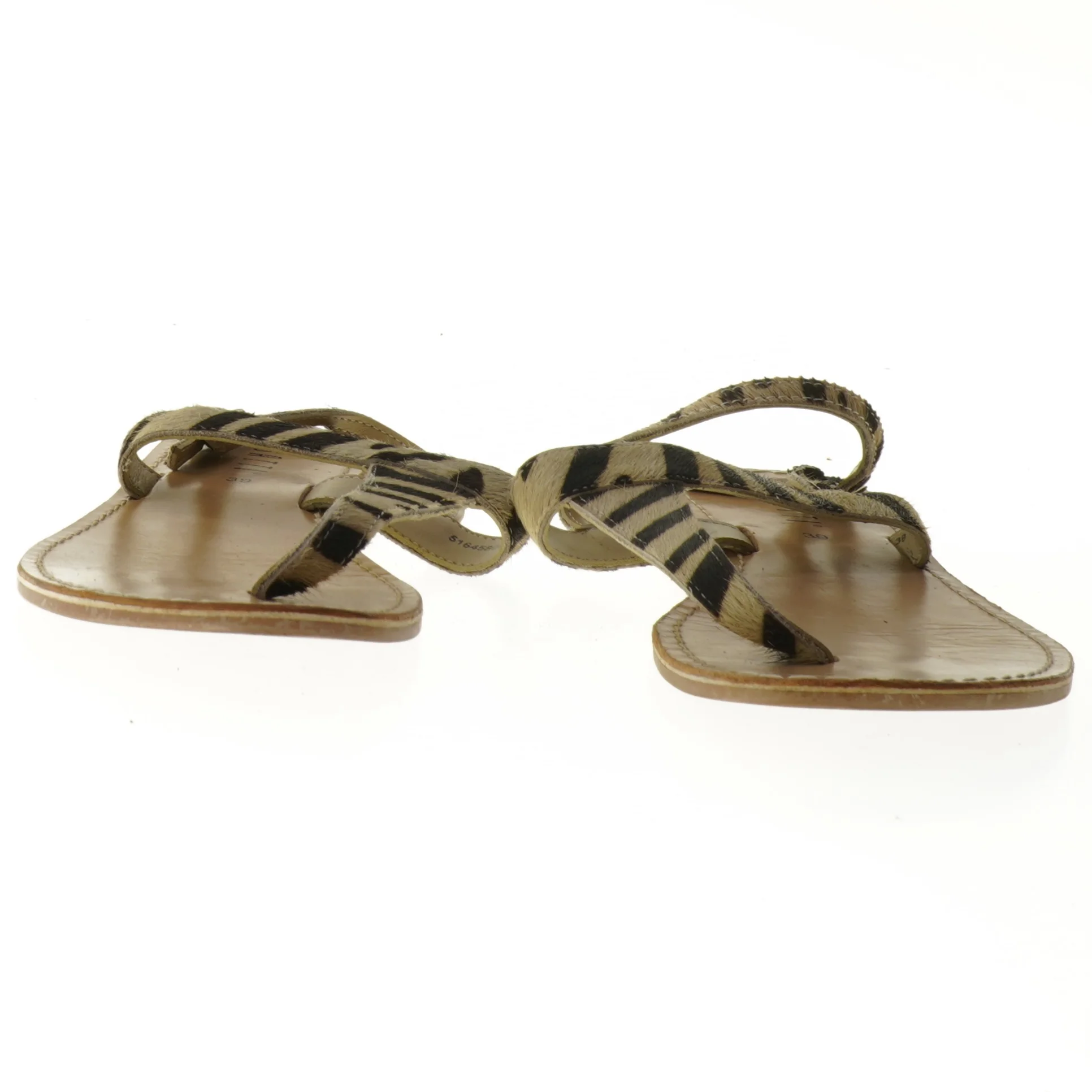 Bugatti sandaler, str. 39 fra Bugatti (str. 39 )