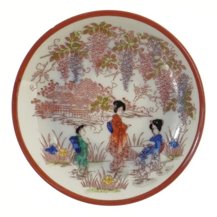 Dekorative tallerkener med motiv (str. Ø 13 cm)