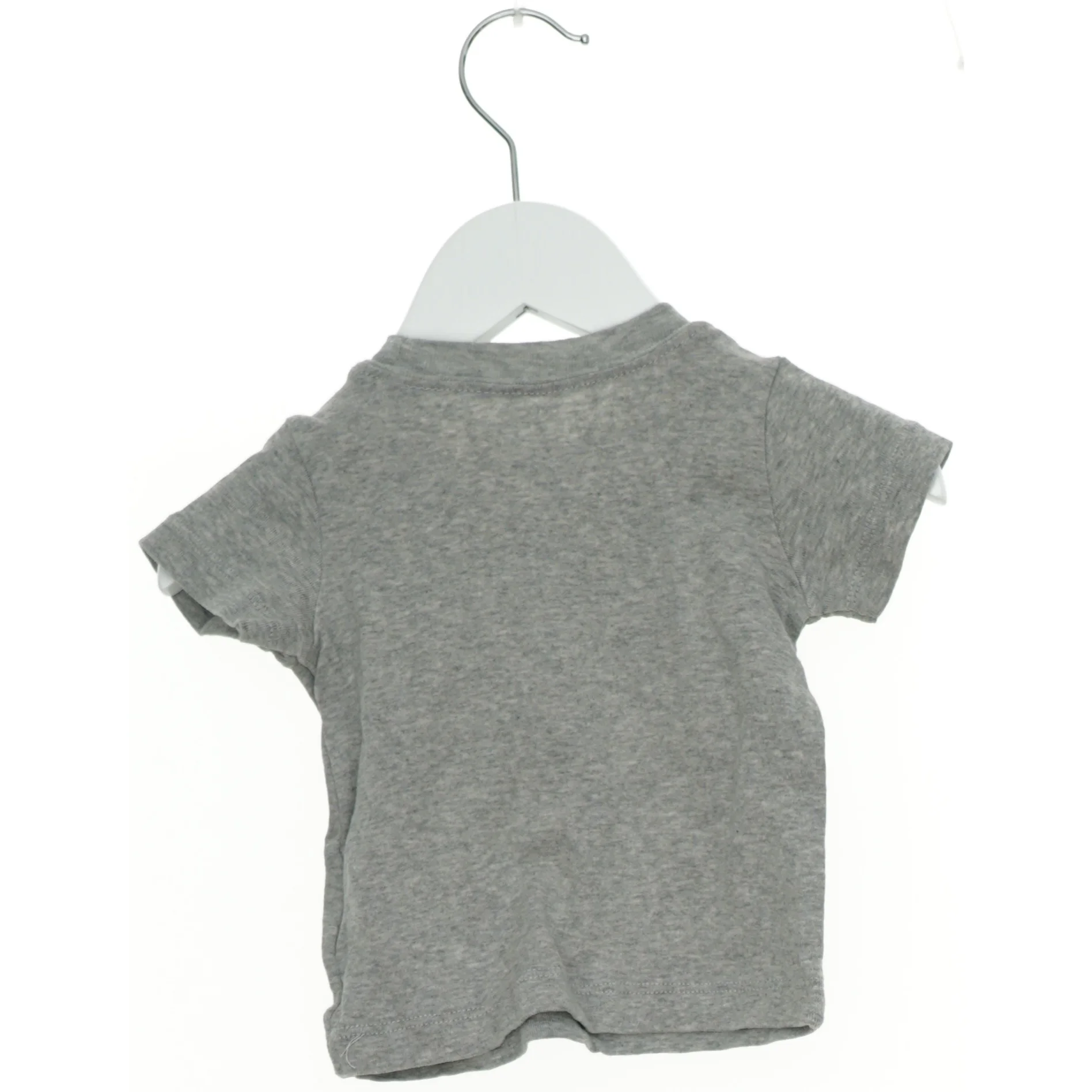 T-Shirt fra Carter’s (str. 68 cm)