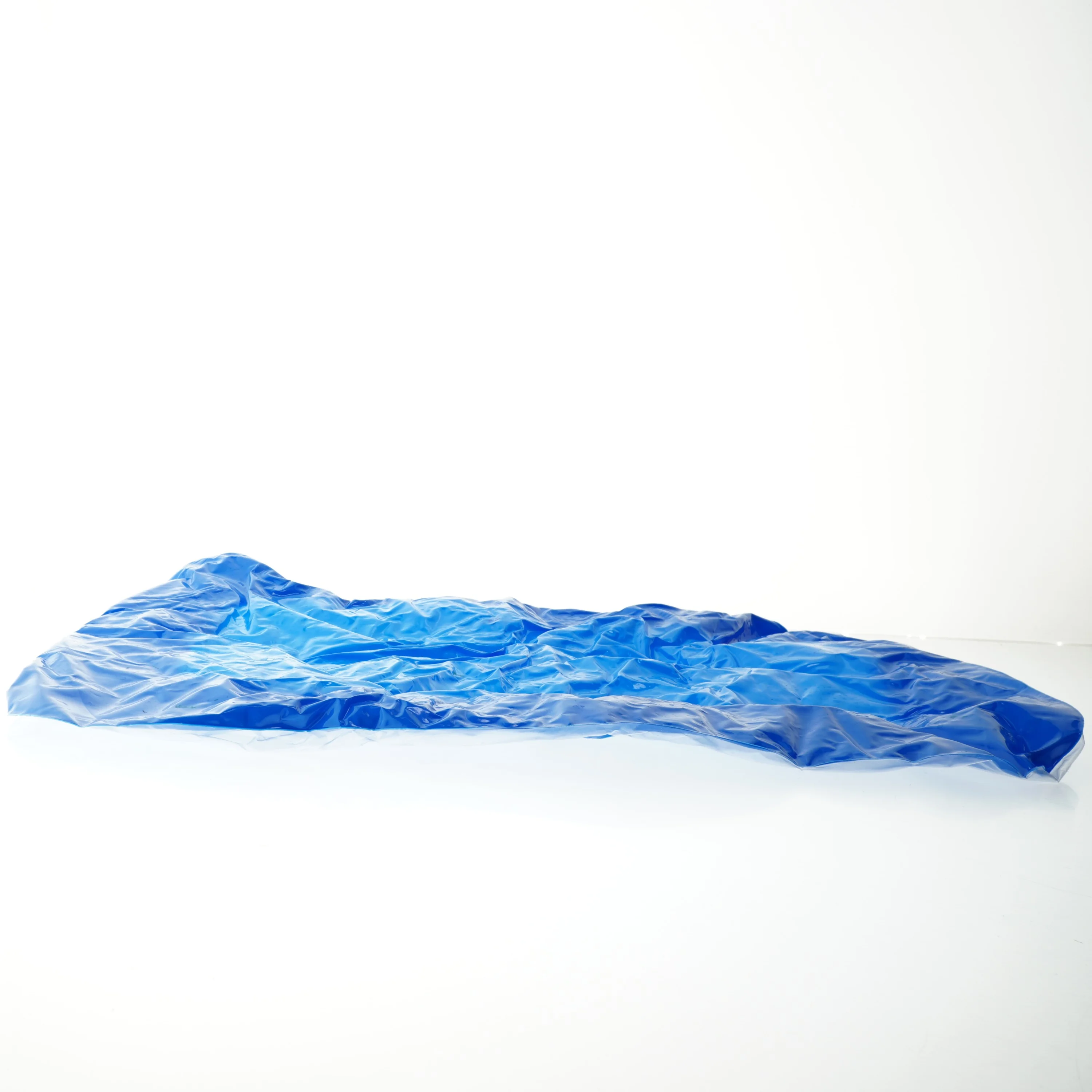 Oppustelig blåt bassin (str. 57 x 45 cm)