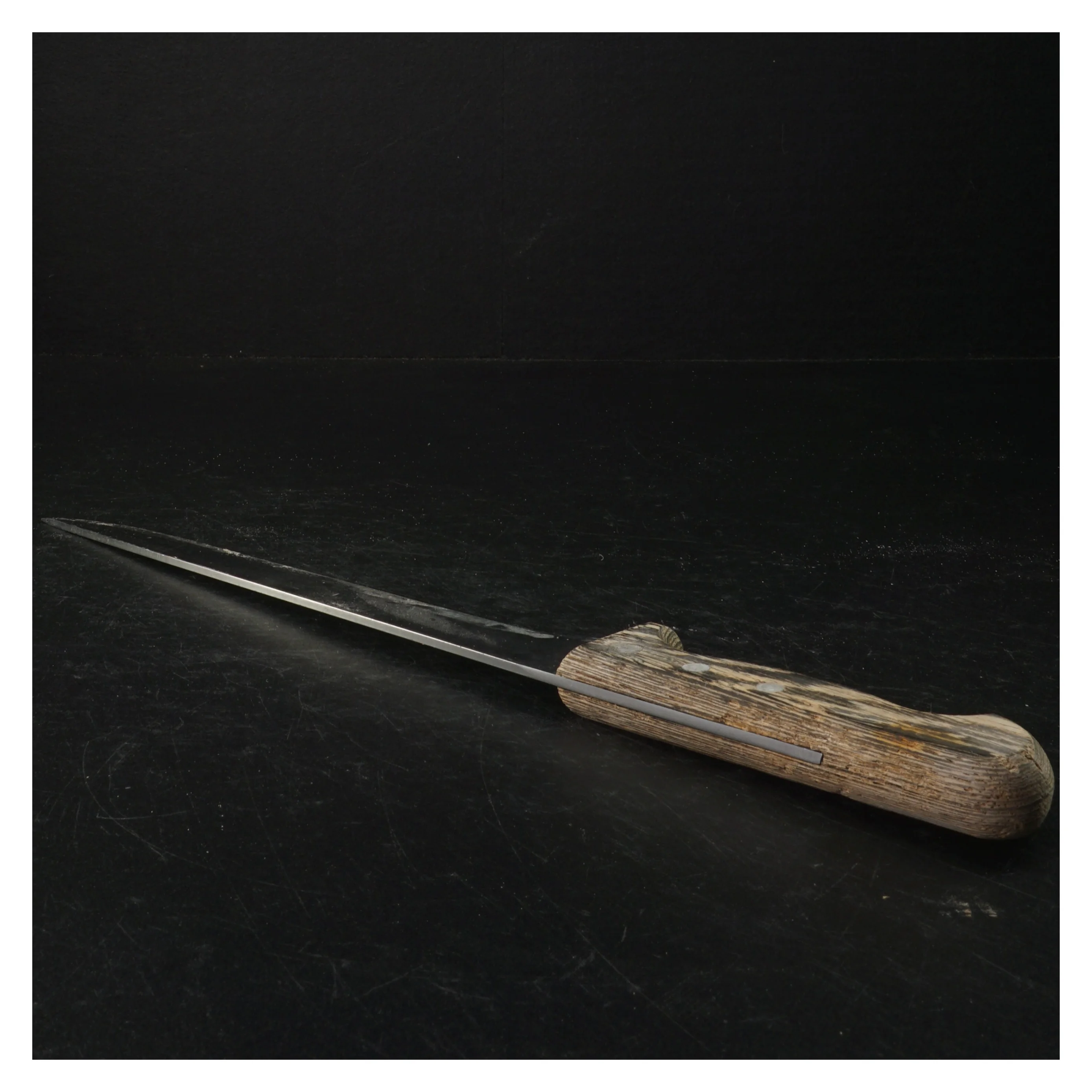 Brugt køkkenkniv fra Nivella (str. 39x4 cm)