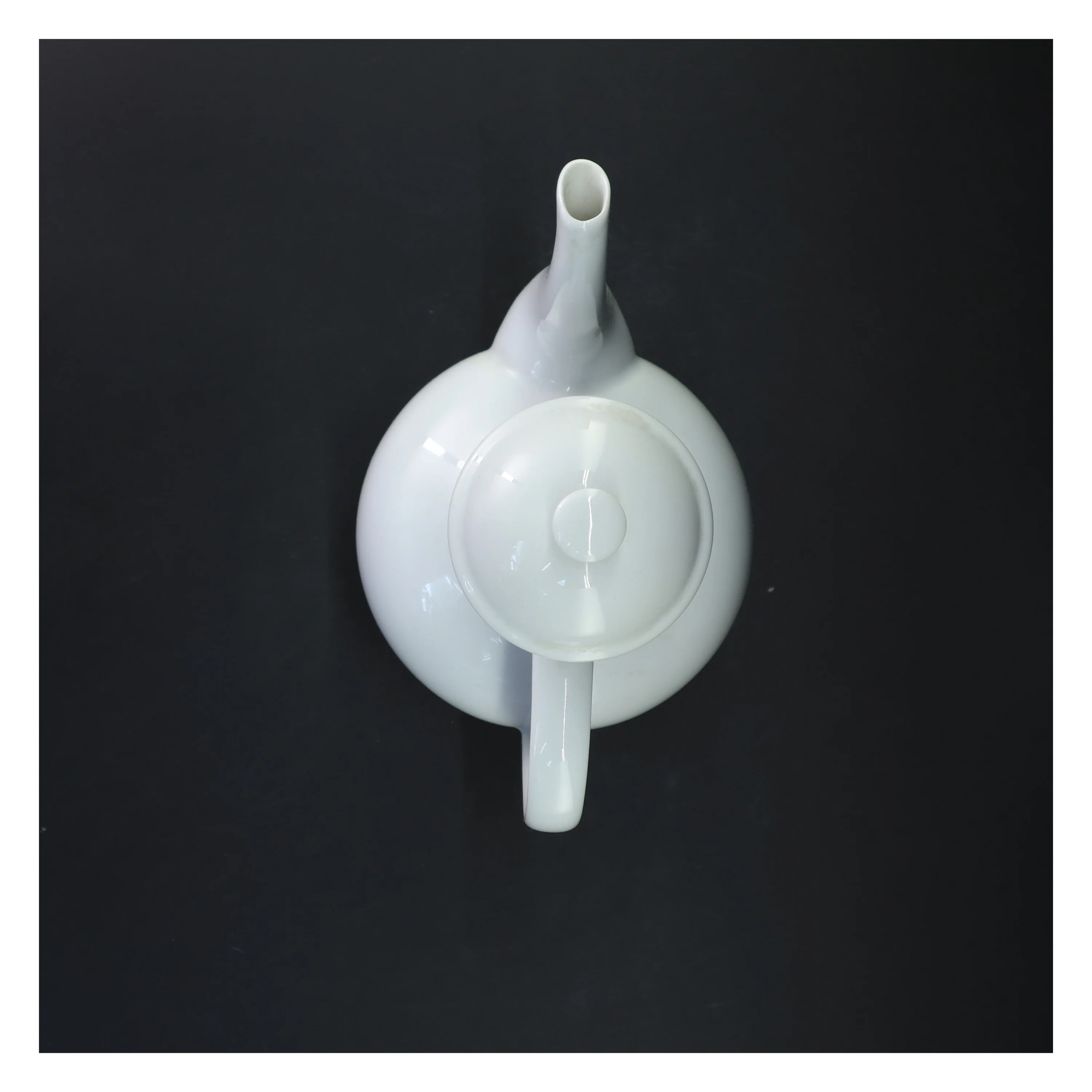 Hvid kaffekande fra Royal Copenhagen (str. 25x15 cm)