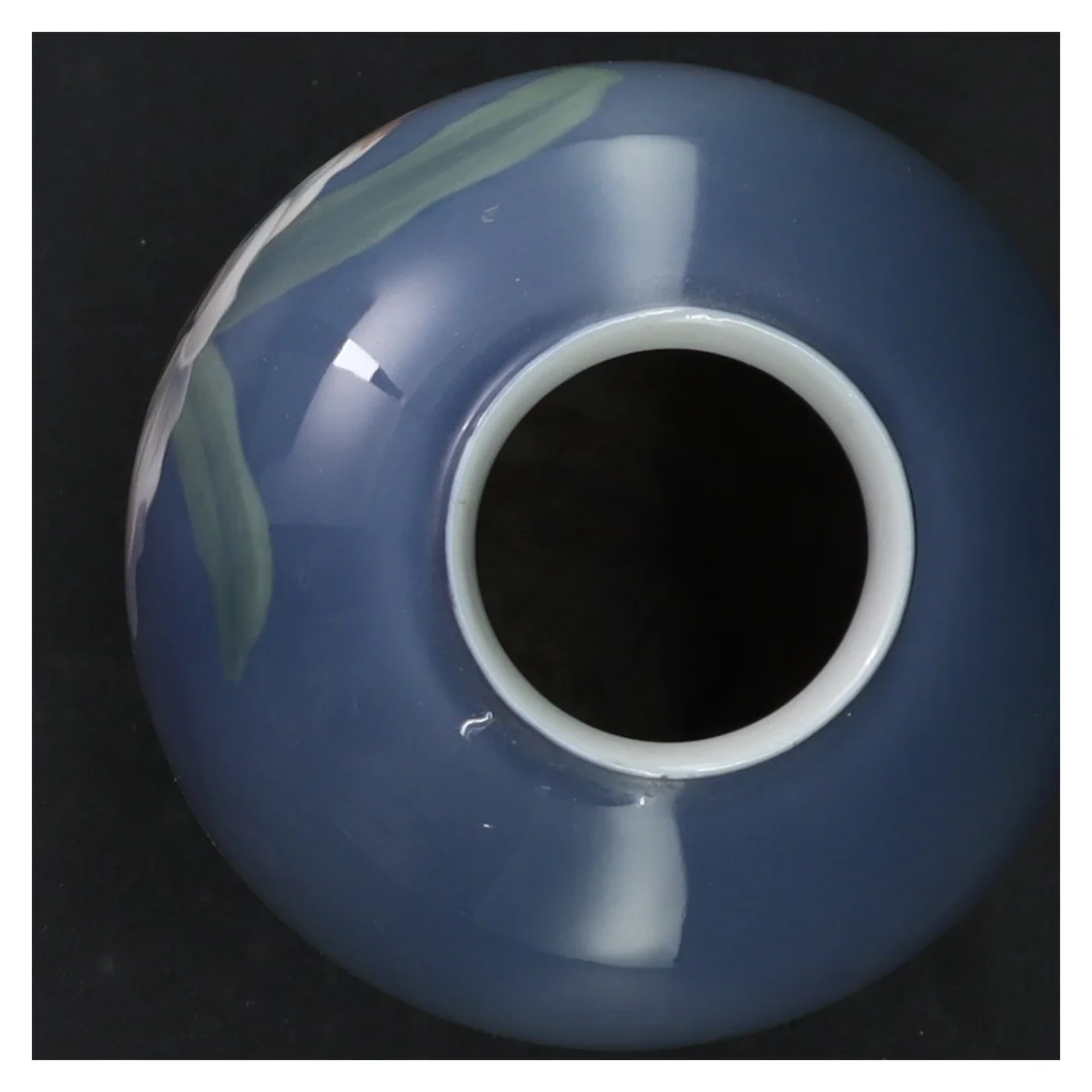 Royal Copenhagen Orkide Vase fra Royal Copenhagen (str. H 17 cm)