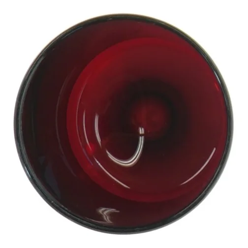 Røde vinglas på fod (str. H. 9 cm, ø 5,5 cm)