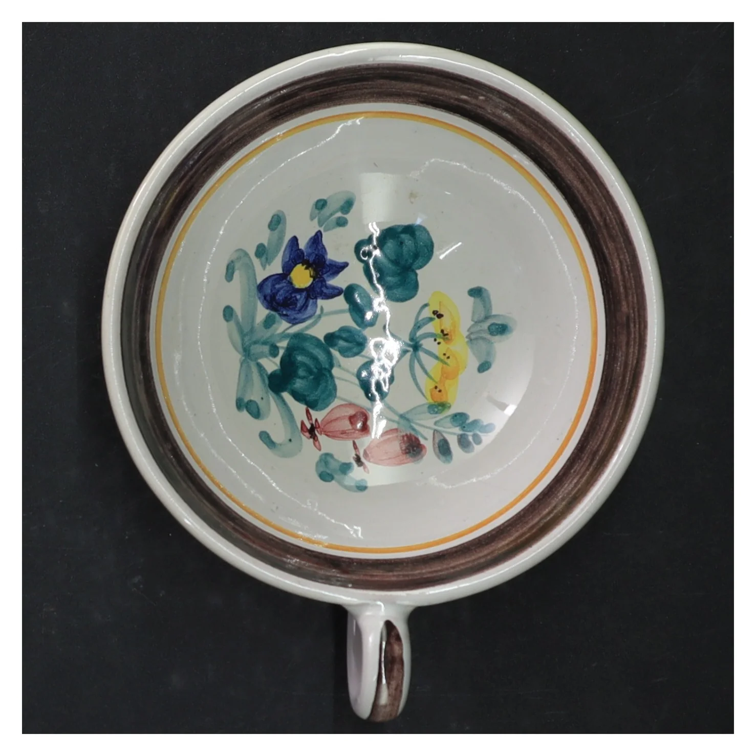 Håndmalet suppeskål med hank fra Lars Syberg (str. Ø. 12 cm)