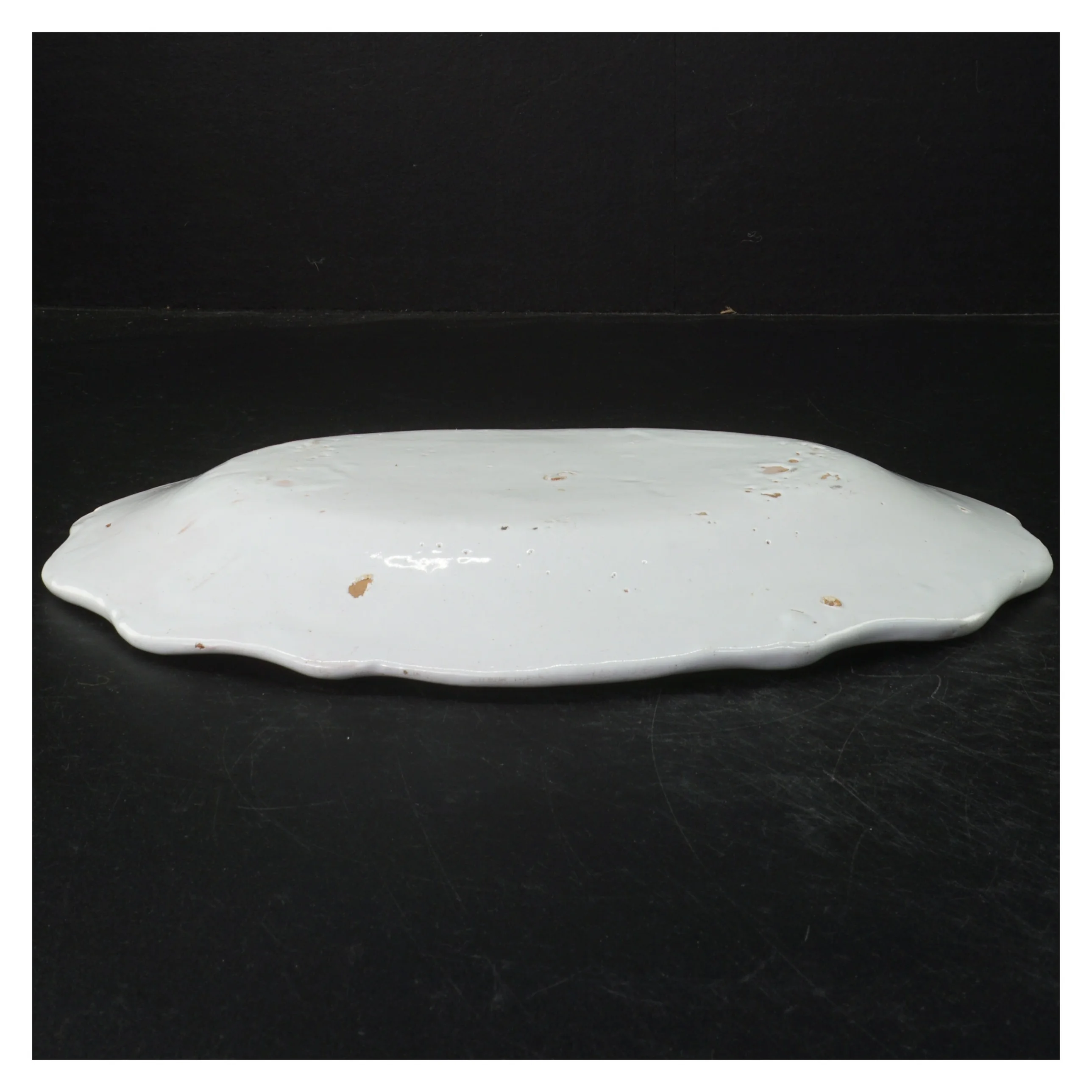 Dekorativ keramikfad (str. 29 x. 21 cm)