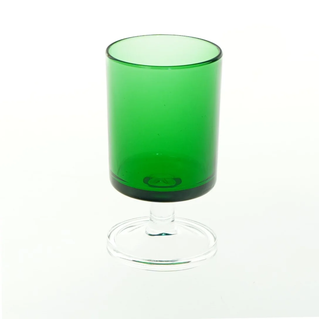 Grønne glas på fod (str. H 9,5 cm, ø 5 cm)