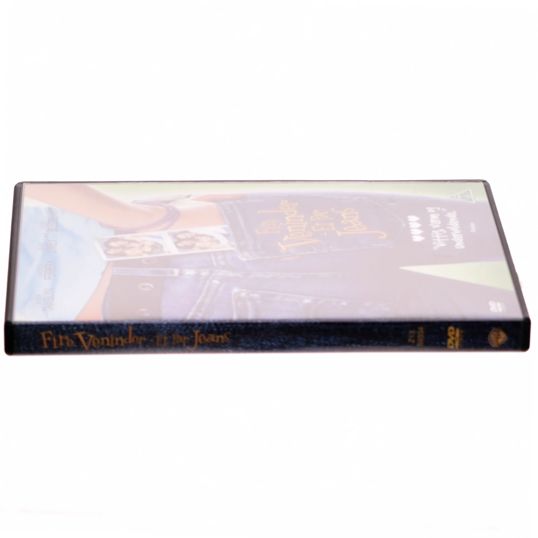 Fire veninder et par jeans