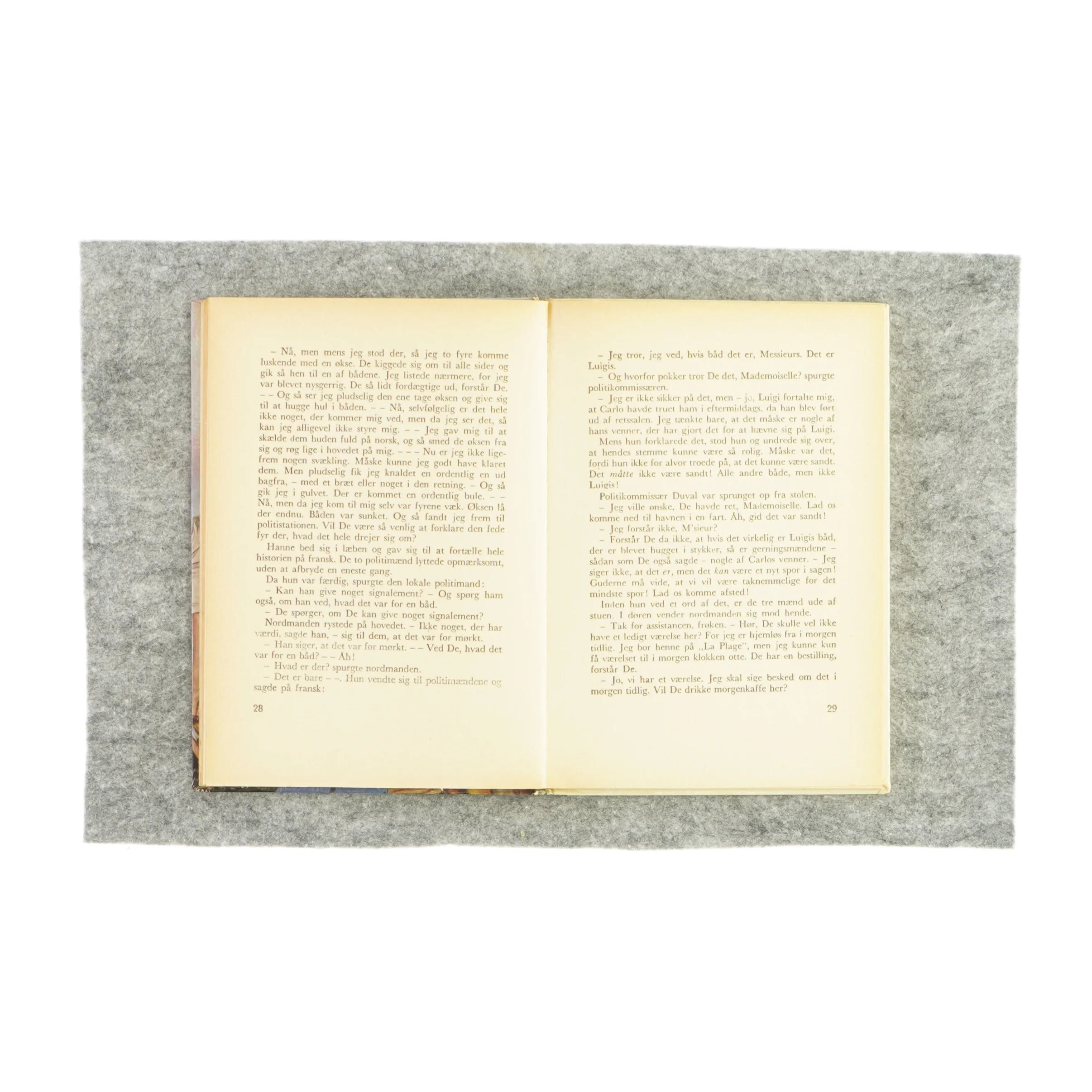 Hanne i knibe af Britta Munk (Bog)