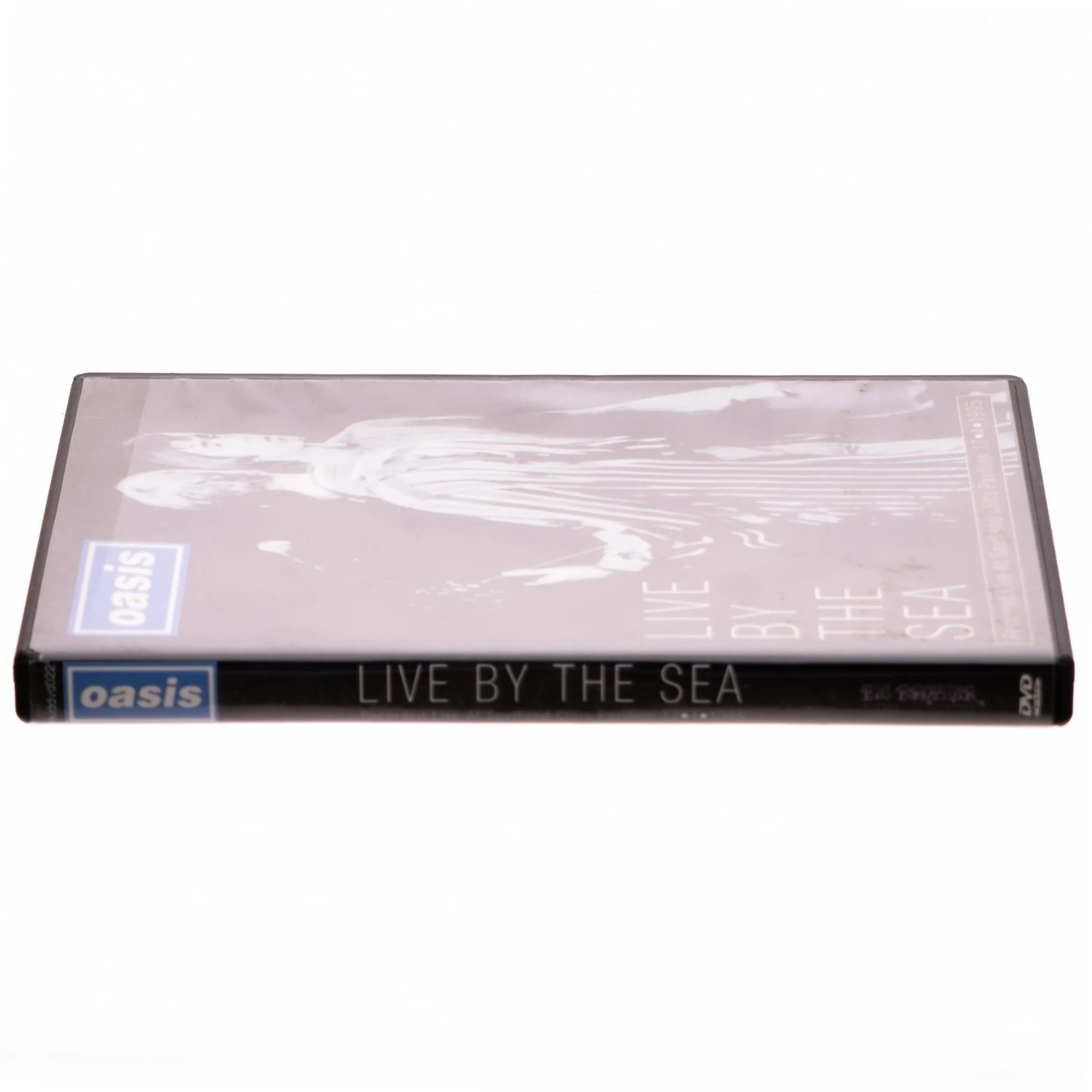 Oasis, Live by the sea