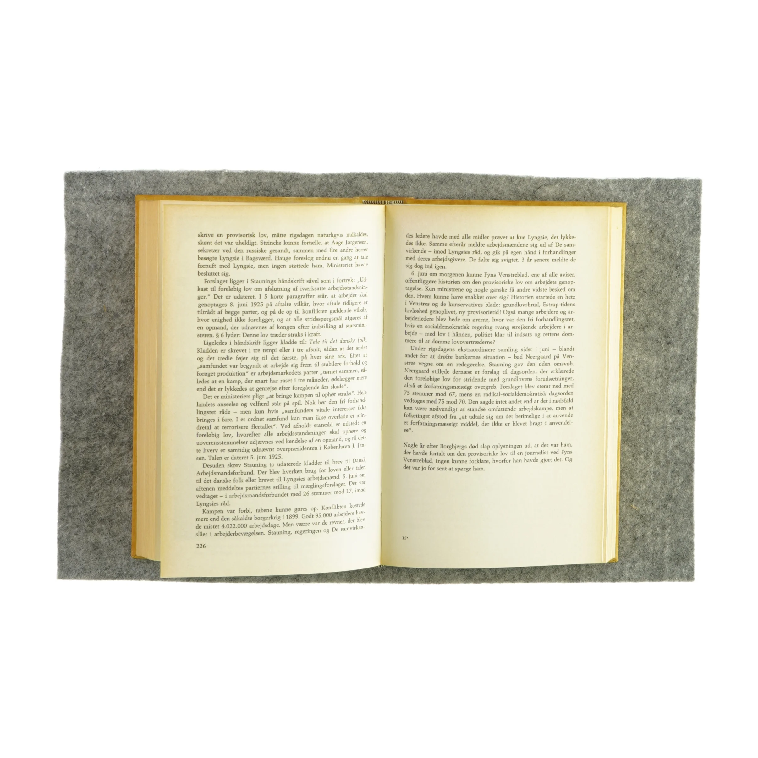 Stauning af Hans Lyngby Jepsen (Bog)