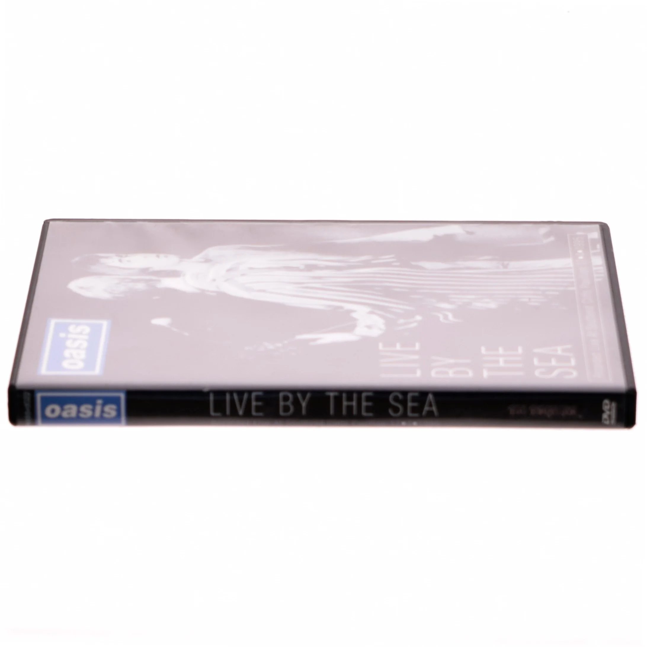 Oasis, Live by the sea