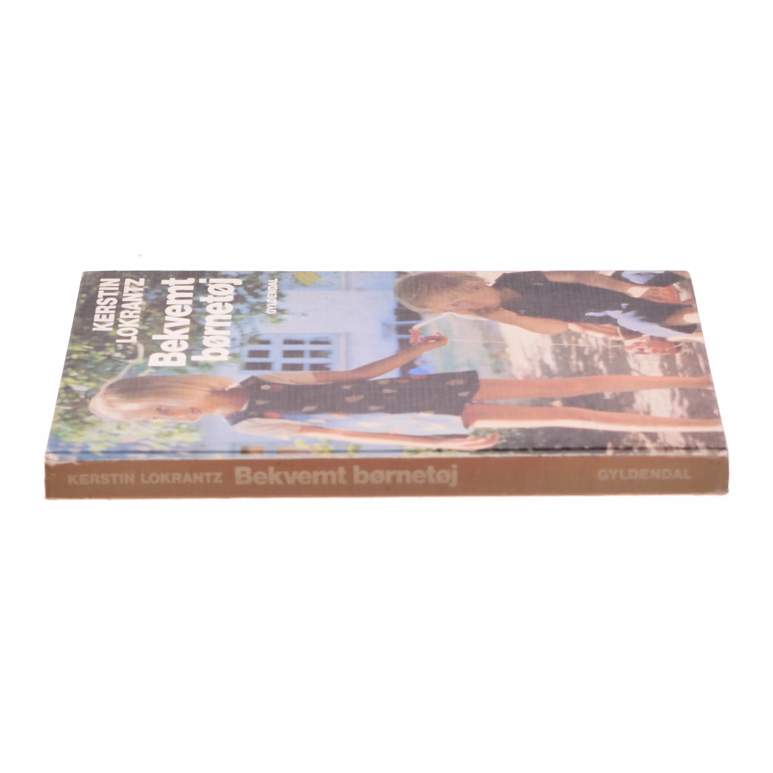 Bekvemt Børnetøj af Kerstin Lokrantz