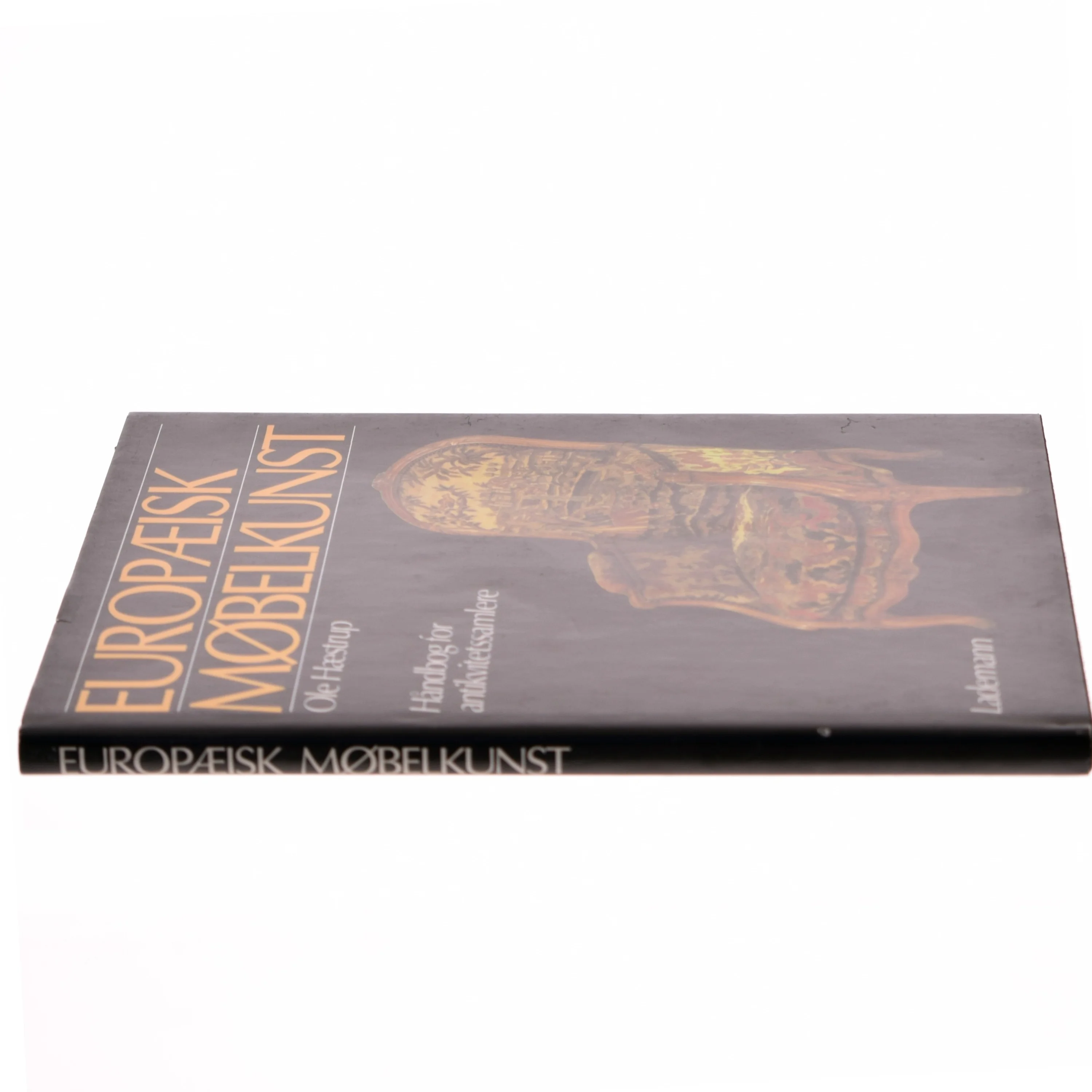 Europæisk Møbelkunst Bog fra Lademann