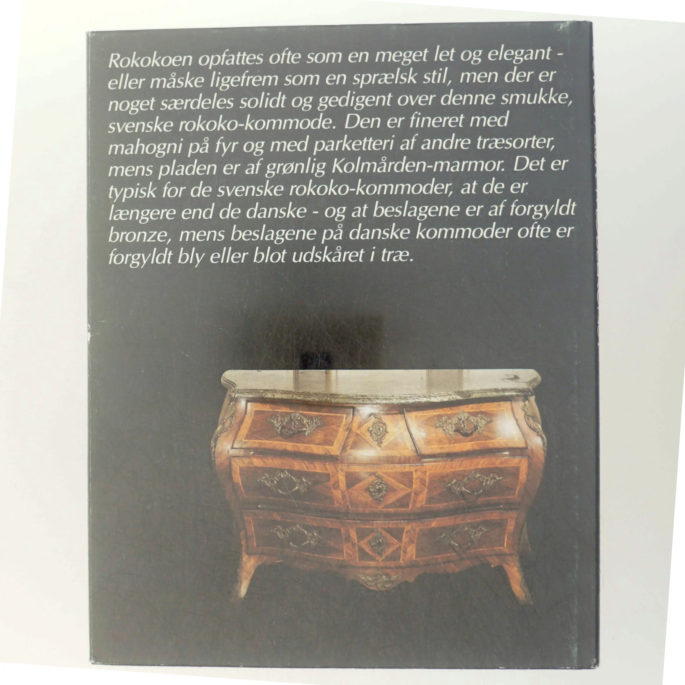 Europæisk Møbelkunst Bog fra Lademann