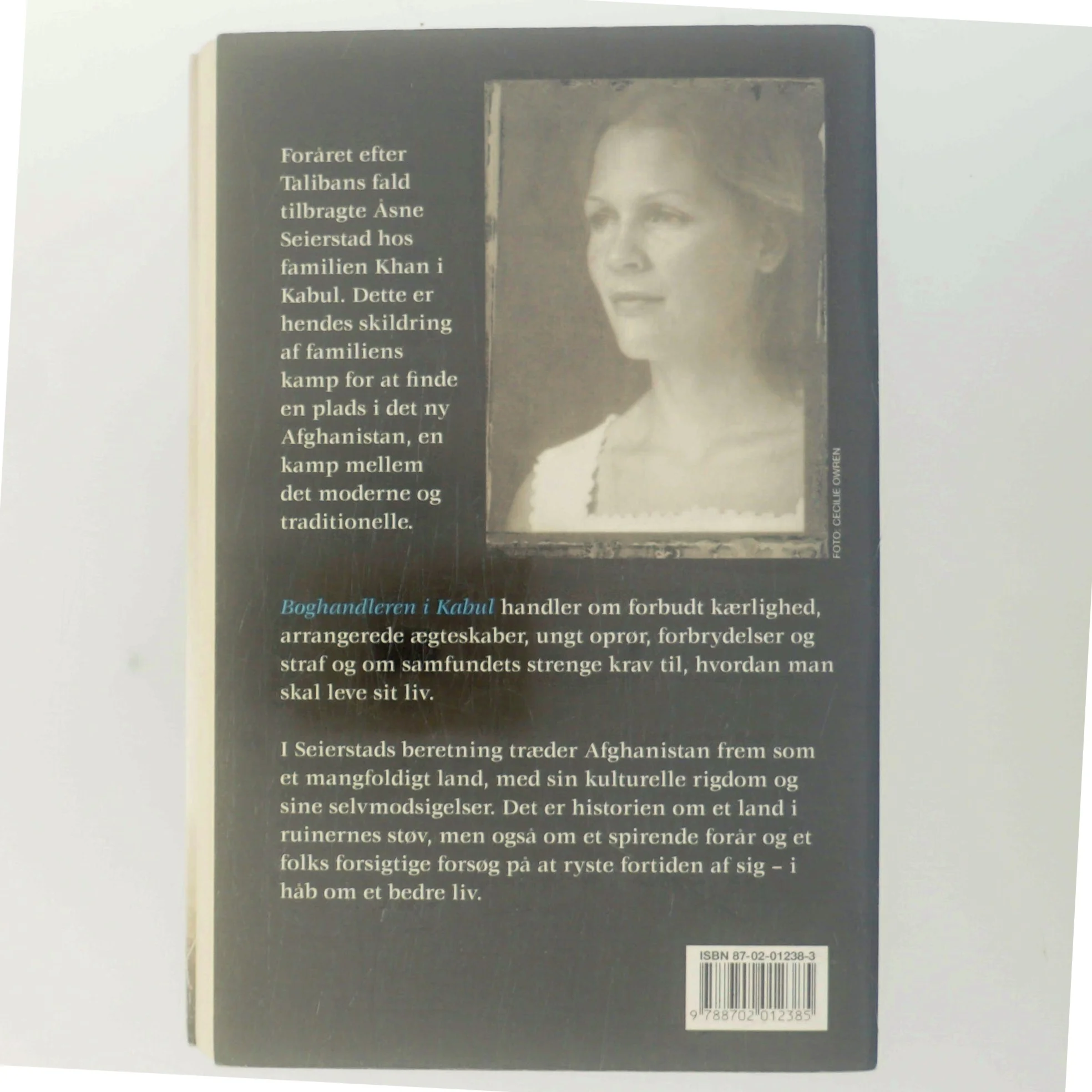 Boghandleren i Kabul : et familiedrama af Åsne Seierstad (Bog)