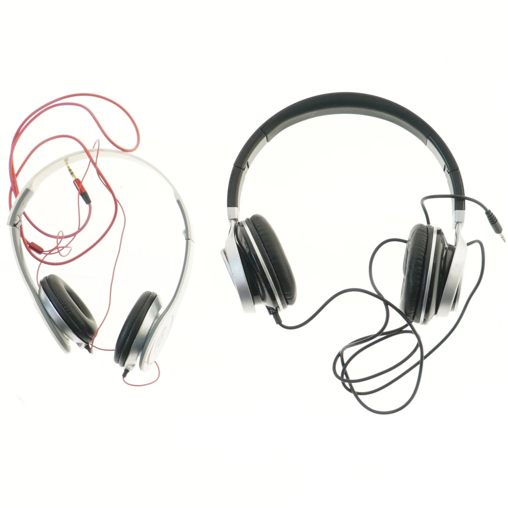 To s&aelig;t hovedtelefoner med ledninger (str. &Oslash; 16 og 19 cm)