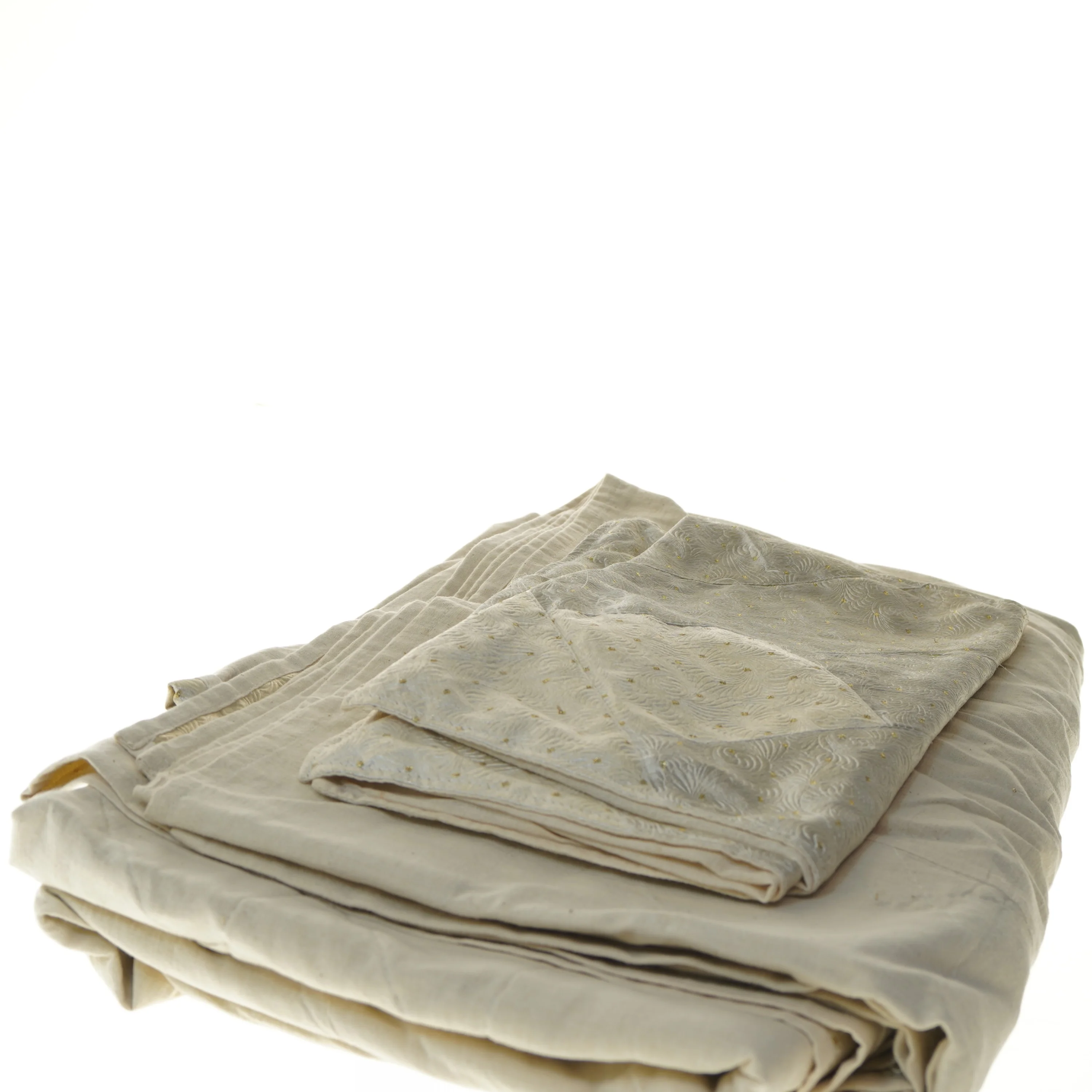 Sengetæppe med puder (str. pude 40x40, tæppe 210x260 cm)