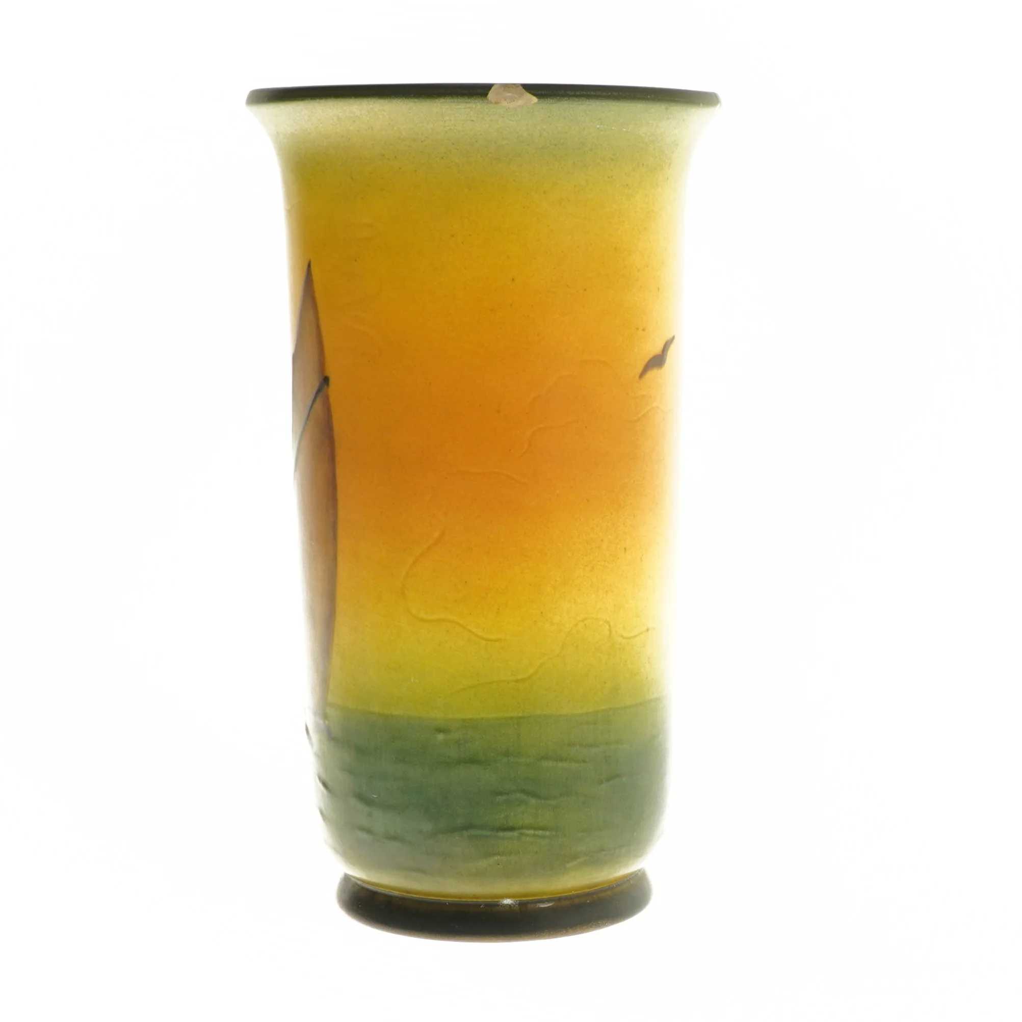 Ipsen vase med sejlmotiv (str. Ø 12,5 cm længde 21,5 cm)