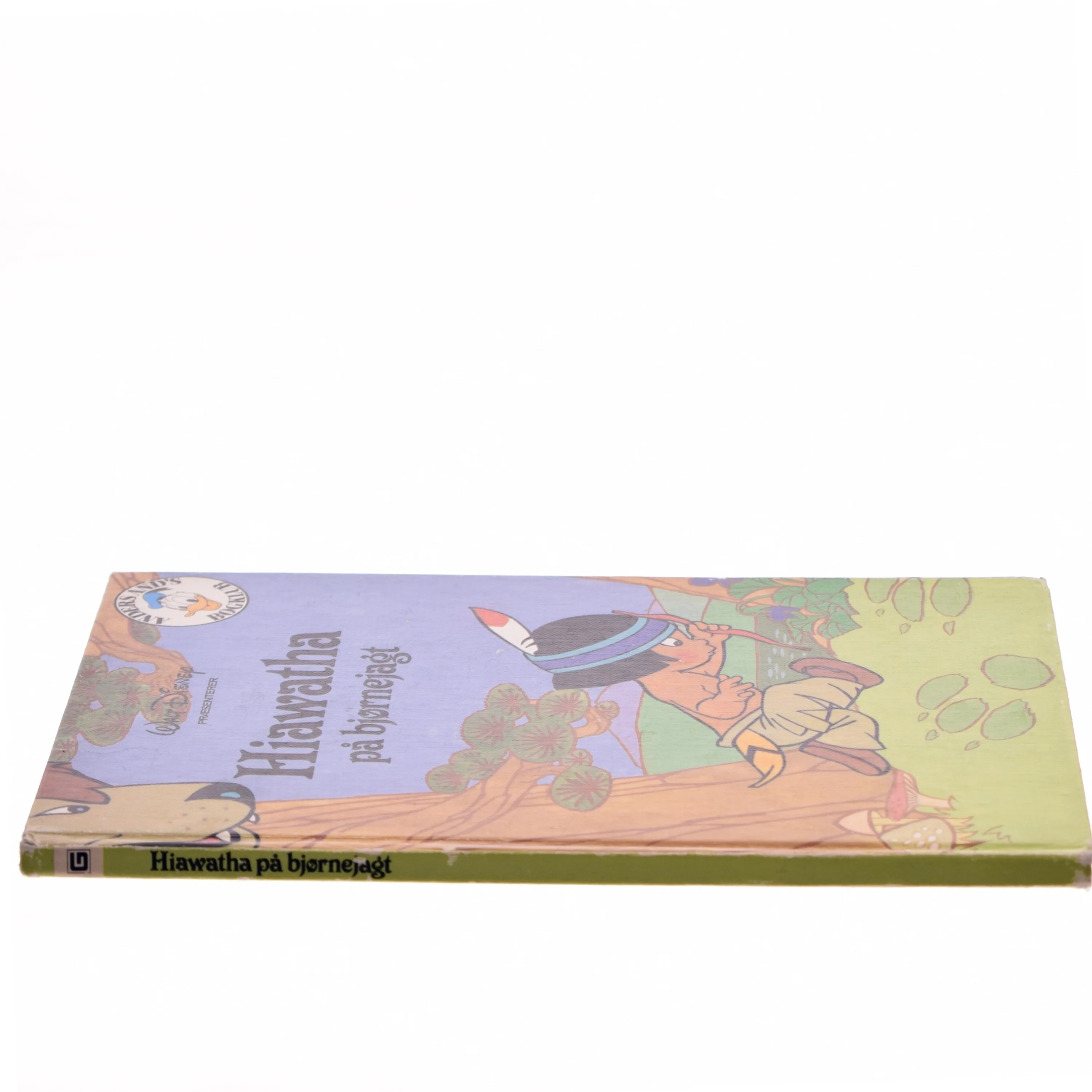 Hiawatha på bjørnejagt af Walt Disney (Bog)