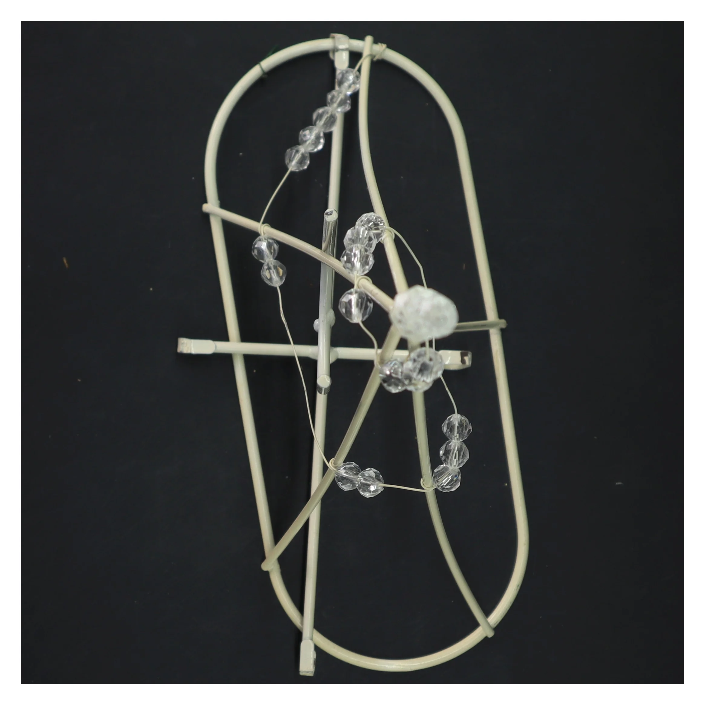 Lysestage med krystaller (str. 37x24x10 cm)