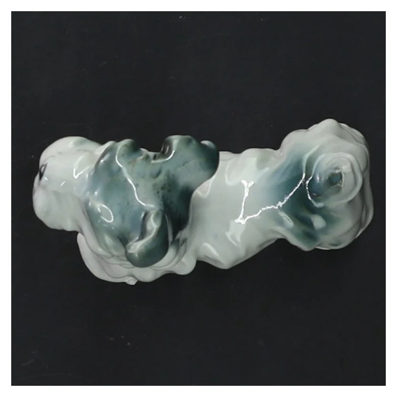 Porcelænsfigur hund (str. 6 cm)