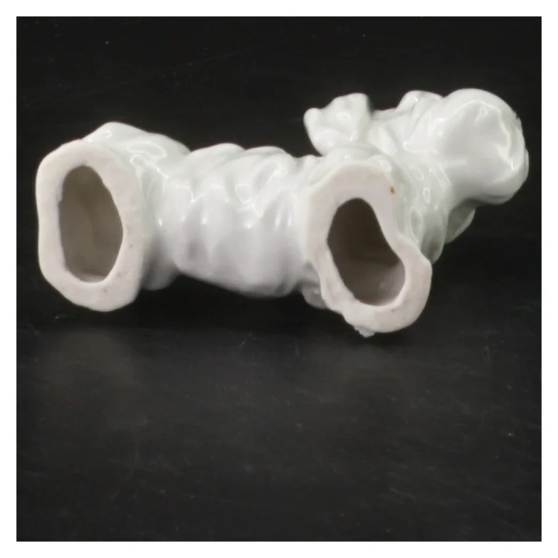Porcelænsfigur hund (str. 6 cm)