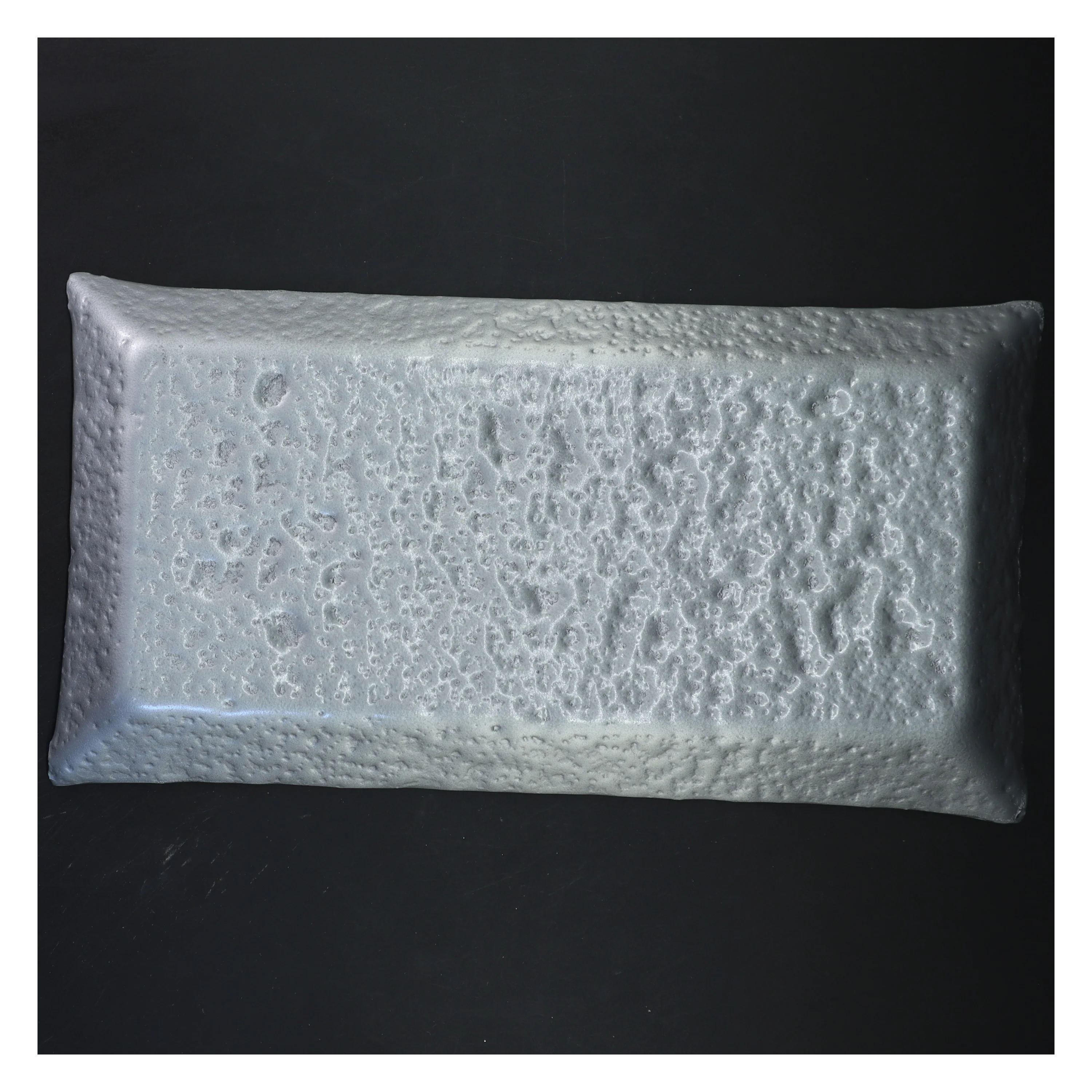 Rektangulært keramikfad (str. 35x19x2,5 cm)