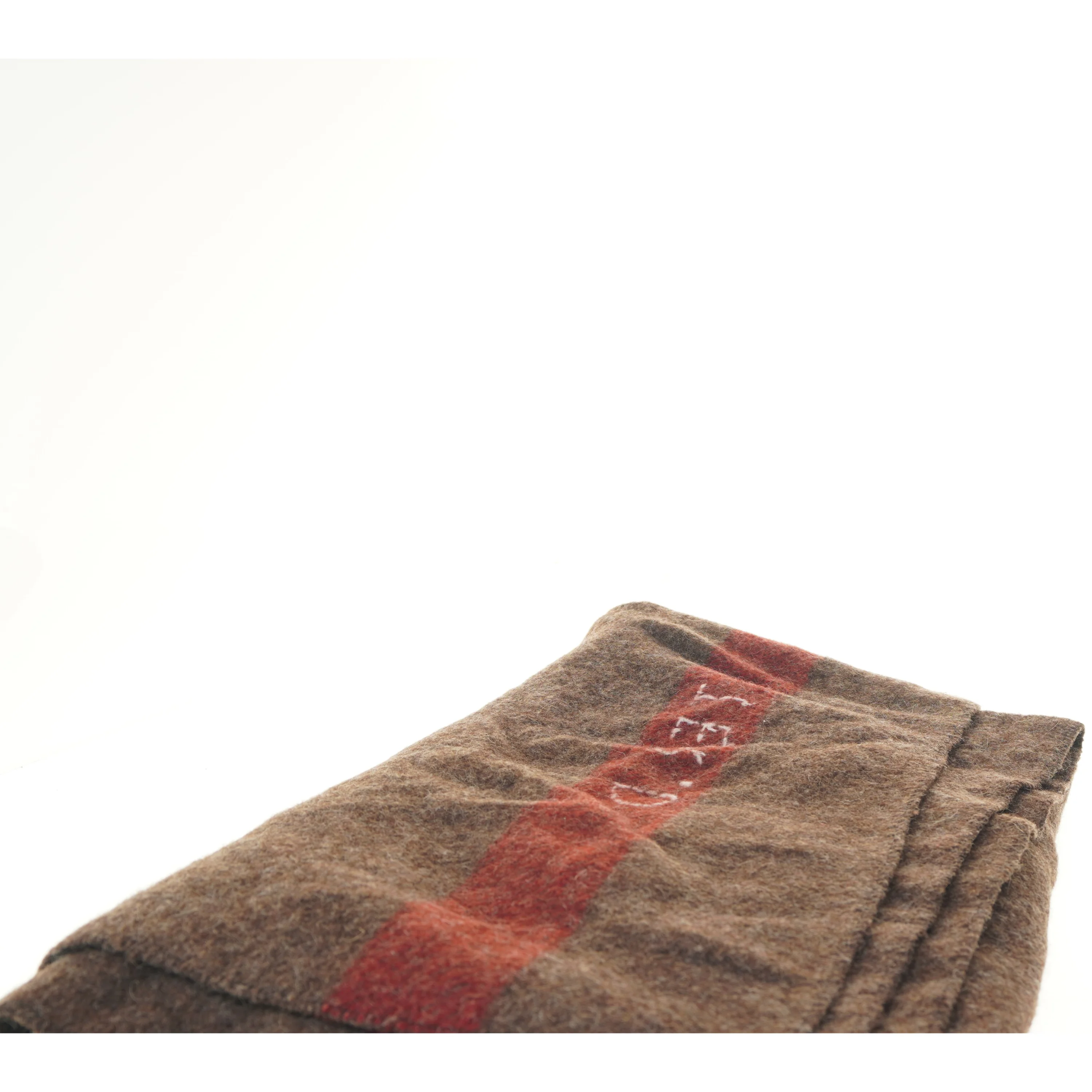 Uldtæppe med rød stribe (str. 120x160 cm)