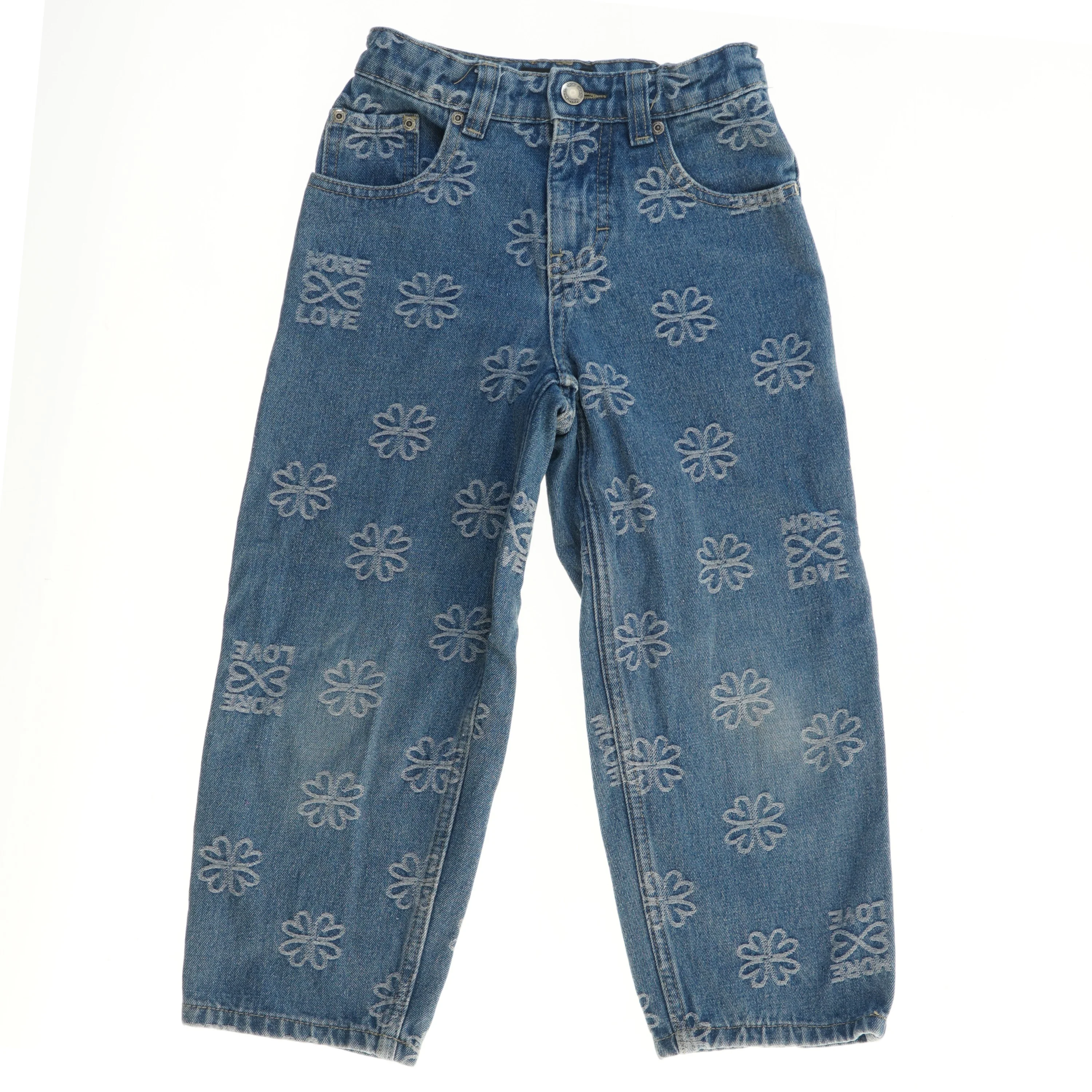 Børnejeans med blomsterbroderi fra Molo (str. 122)