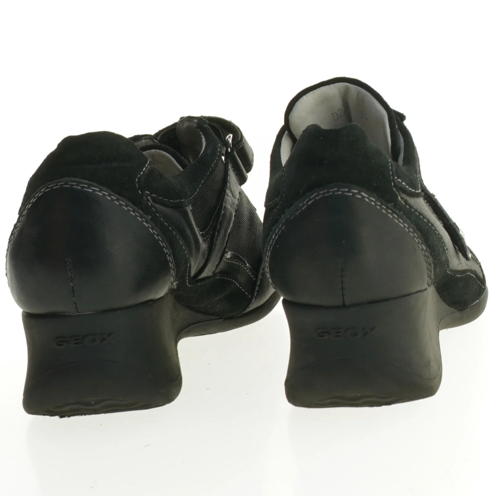 Sorte lædersko med velcro fra Geox (str. 36,5)