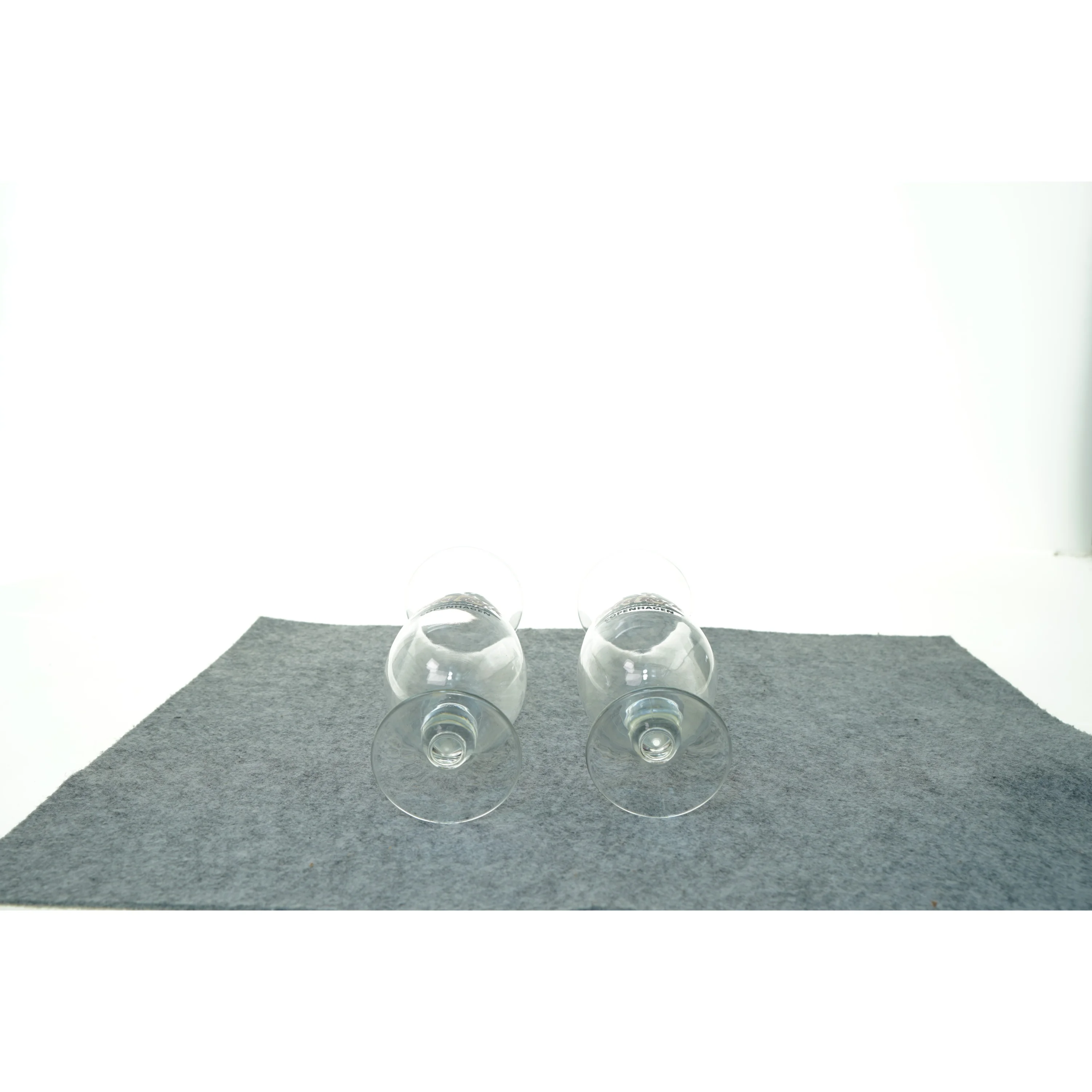 Glas fra Hurricane (str. 24 x 9 cm)