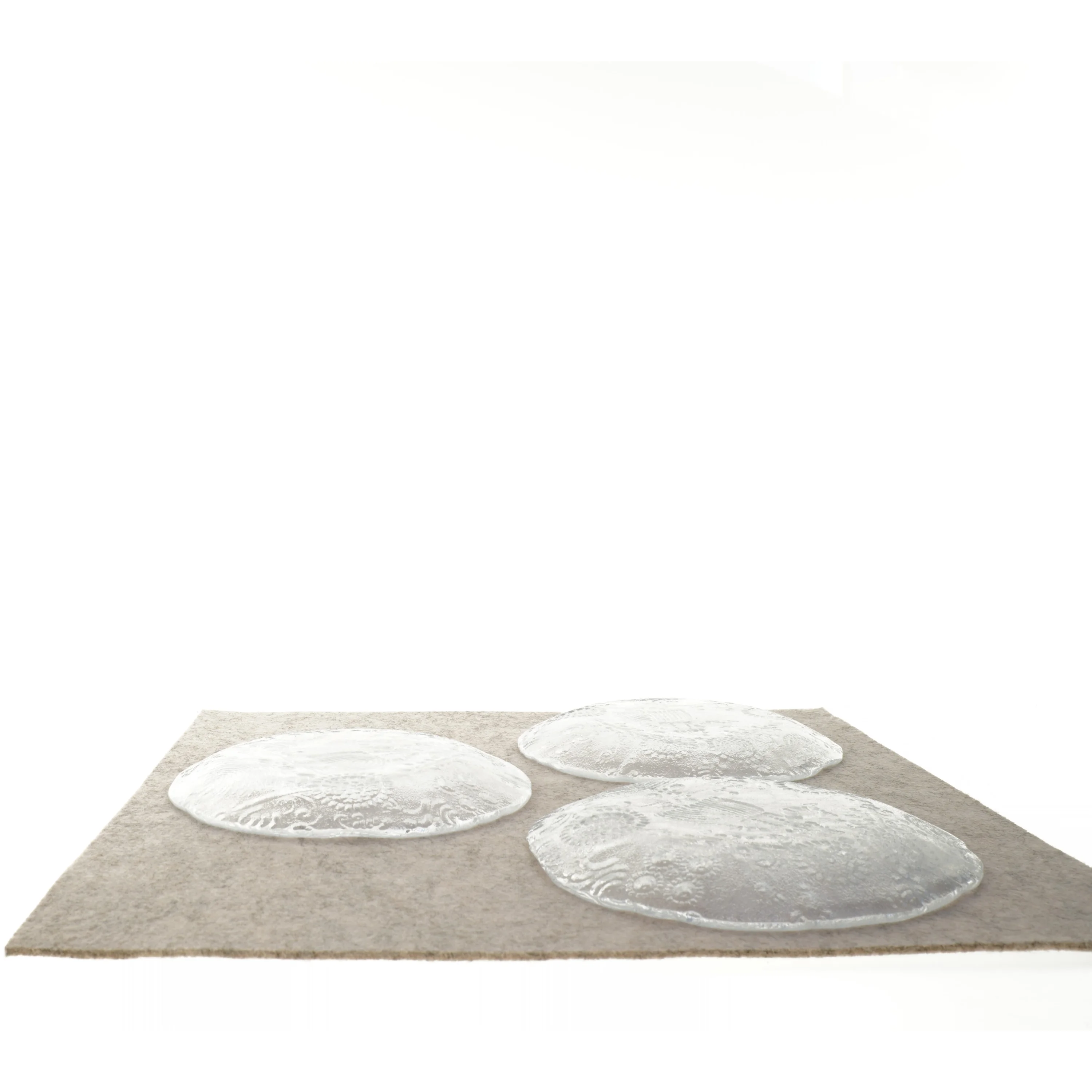 Tallerkener i glas (str. 18 cm)