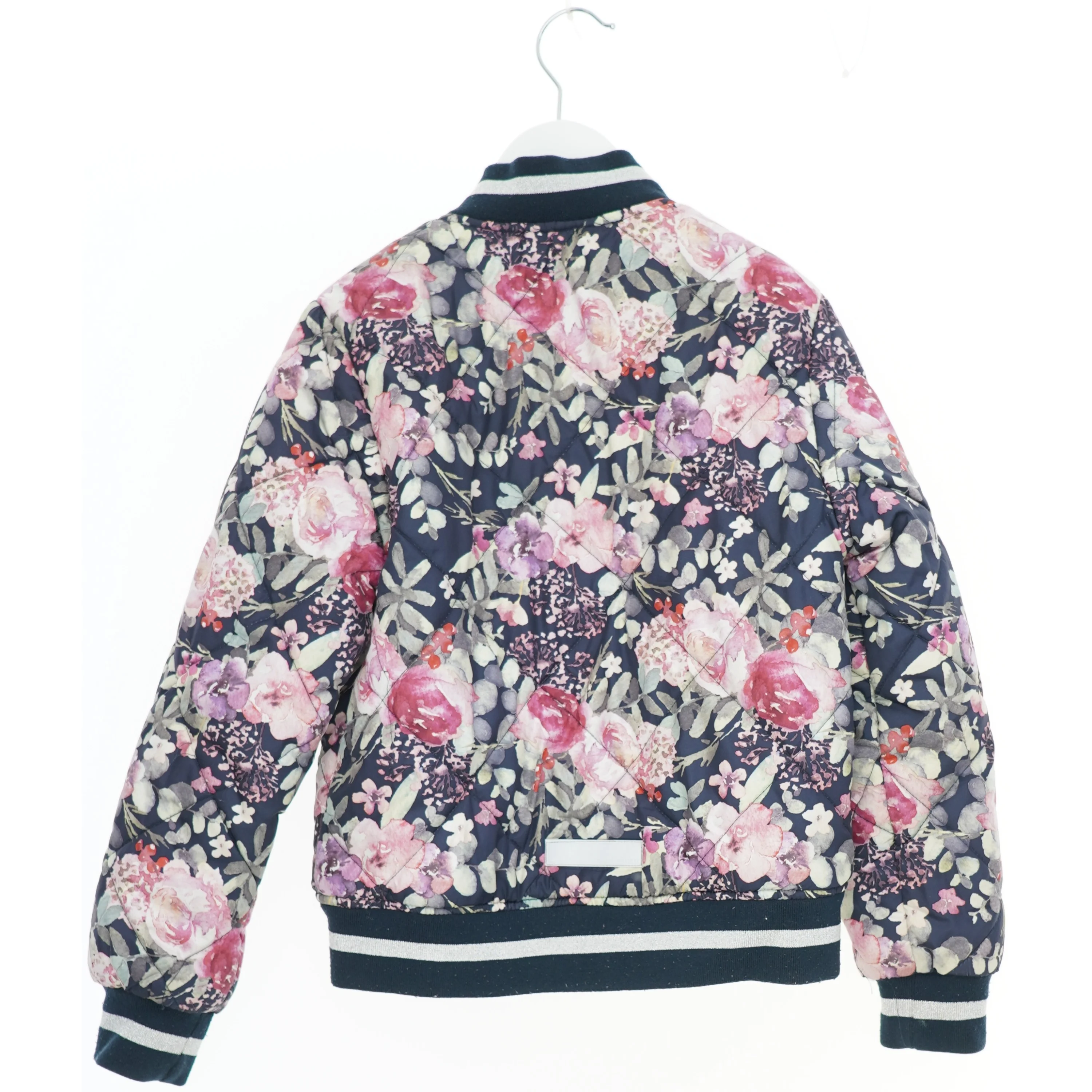 Blomstret bomberjakke til børn fra Name It (str. 134)