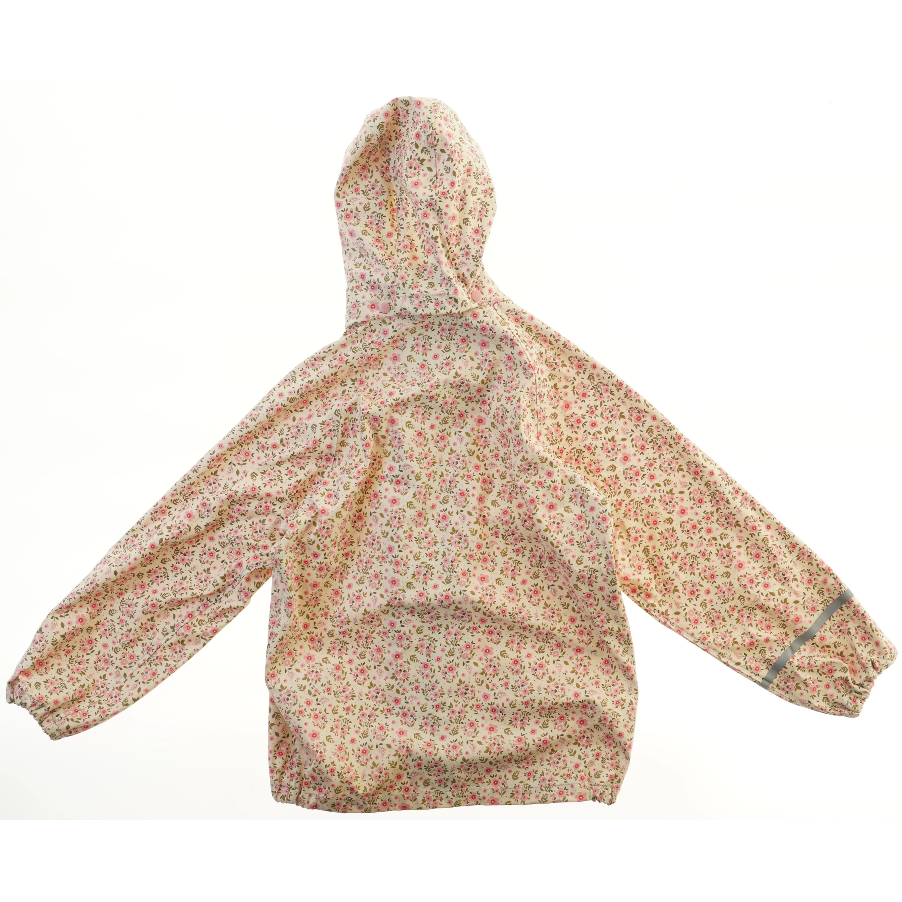 Regnjakke med blomsterprint fra CeLaVi (str. 140)