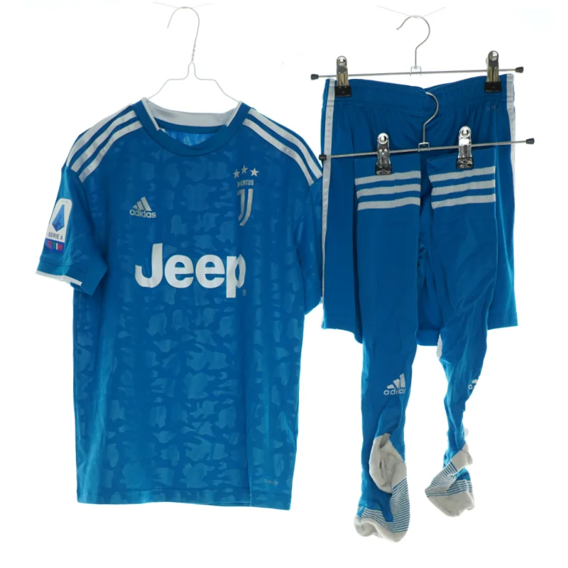 Fodboldtrøje + shorts og strømper (Juventus) med bluse, shorts og strømper fra Adidas (str. 9 til 10 år)