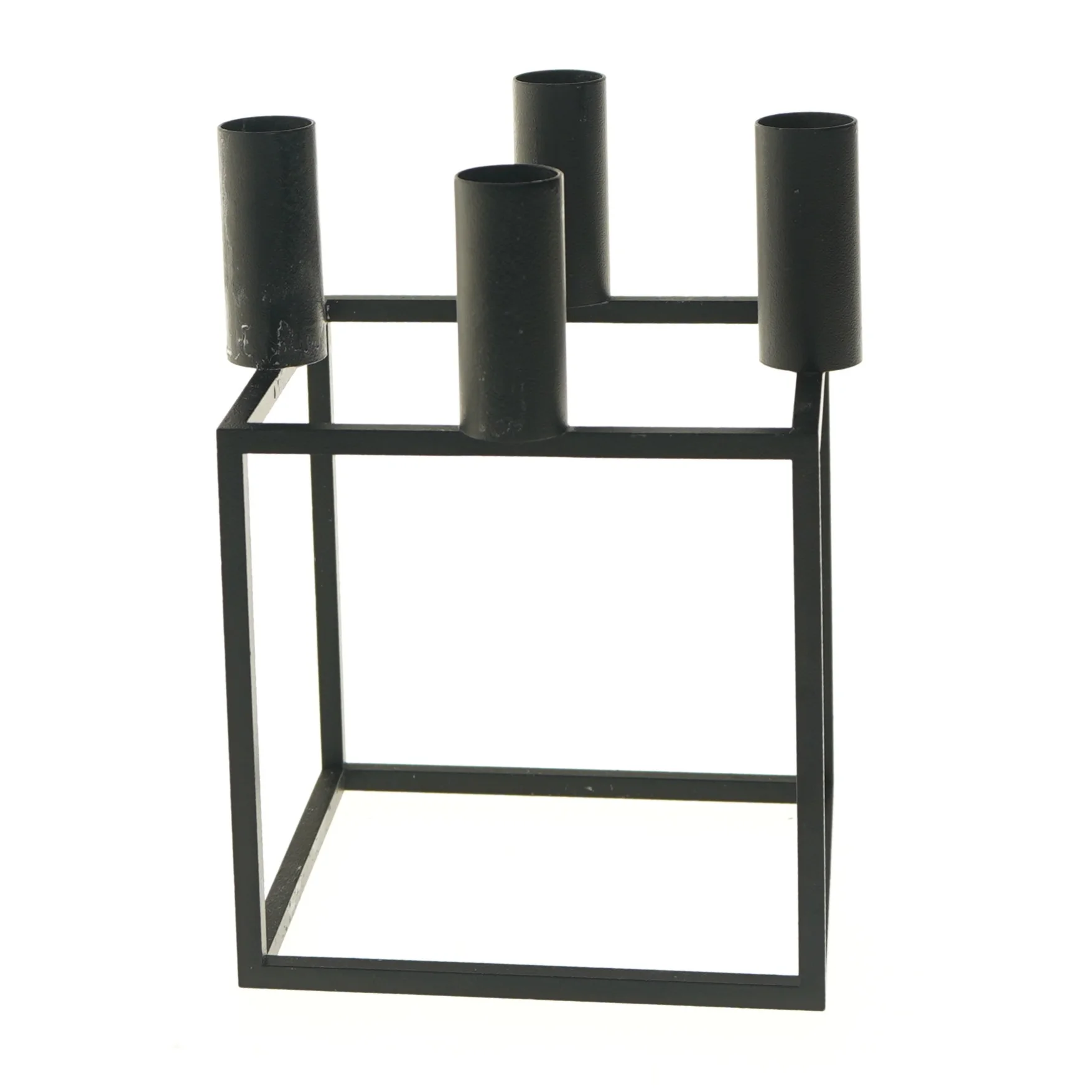 Kubus lysestage (str. 20x14 cm) i støbejern.